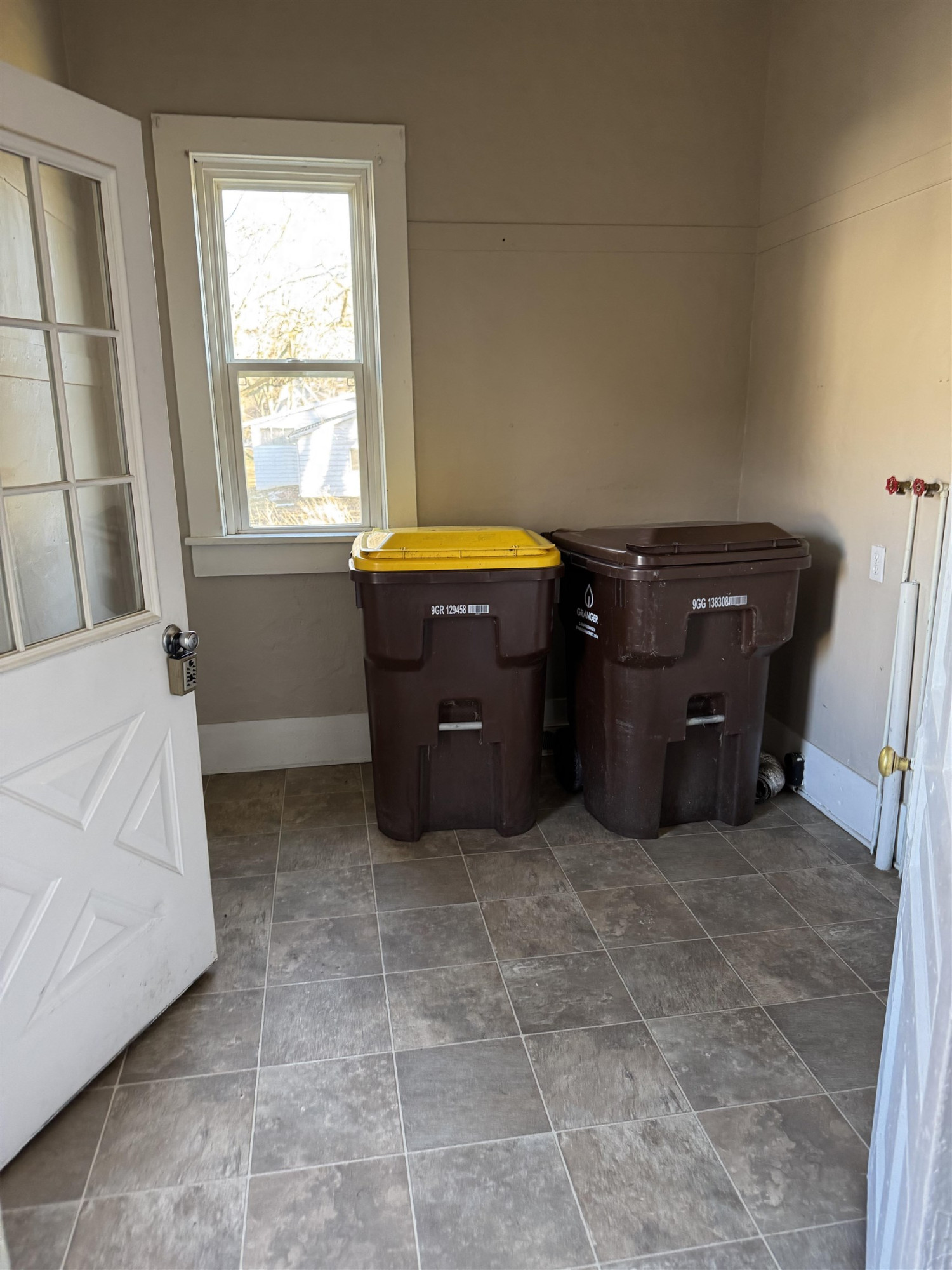 222 Brady Street, Chesaning, MI 48616 — Photo 23