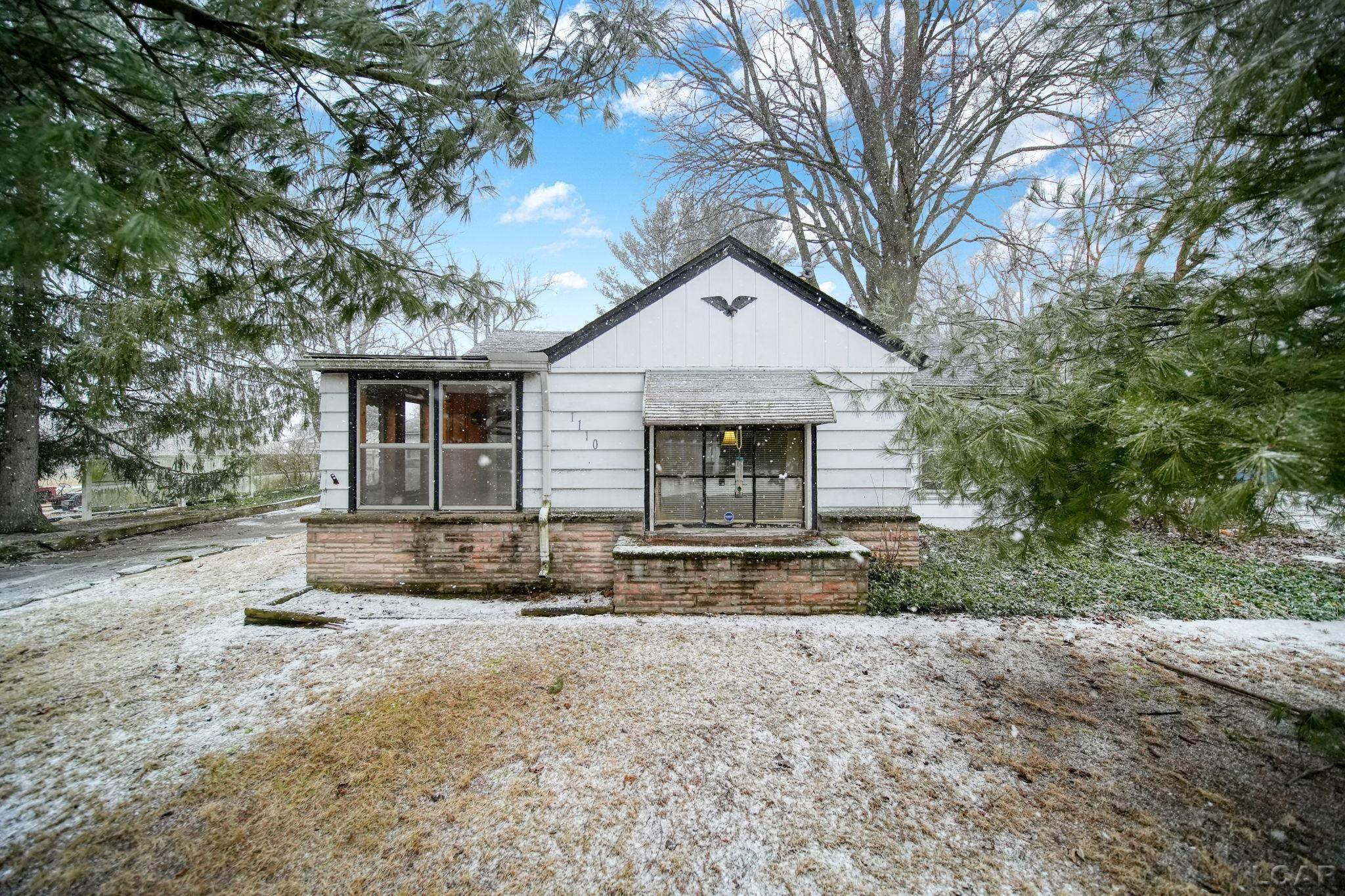 1110 Church Street, Adrian, MI 49221 — Photo 2