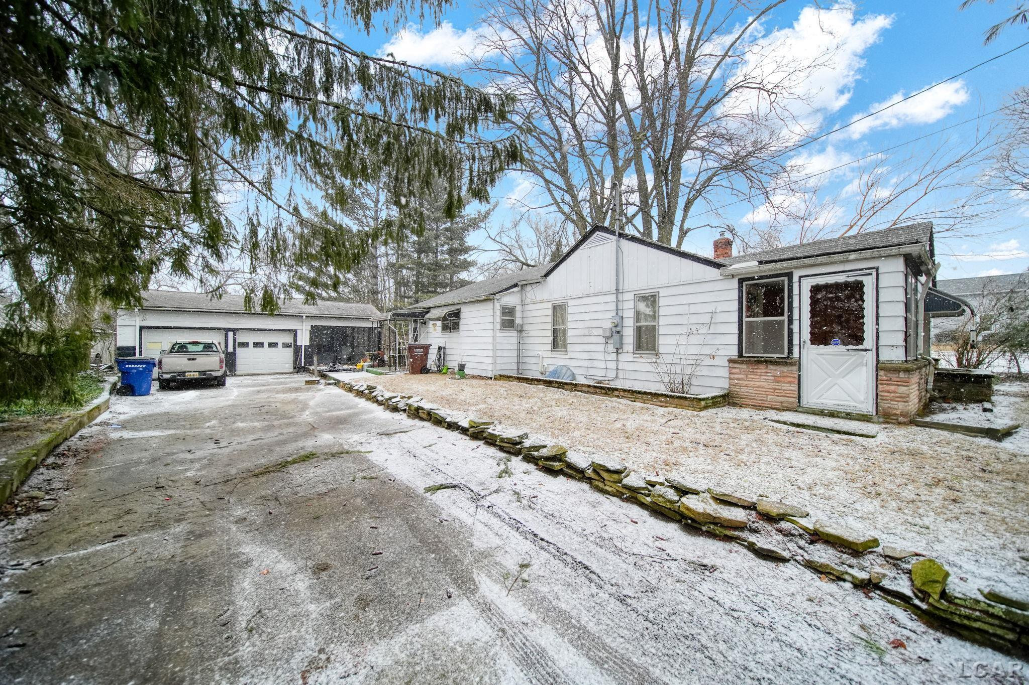 1110 Church Street, Adrian, MI 49221 — Photo 3