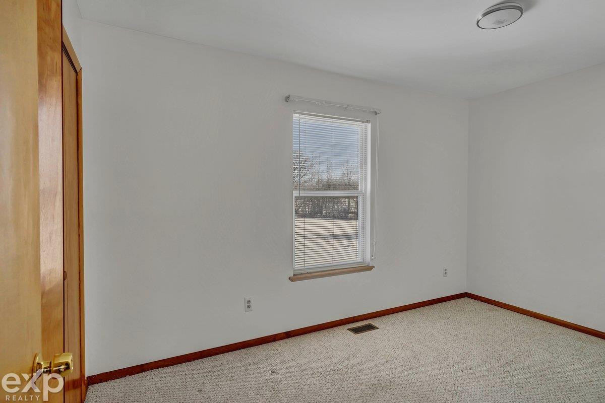 14330 Jeddo Rd Road, Yale, MI 48097 — Photo 15