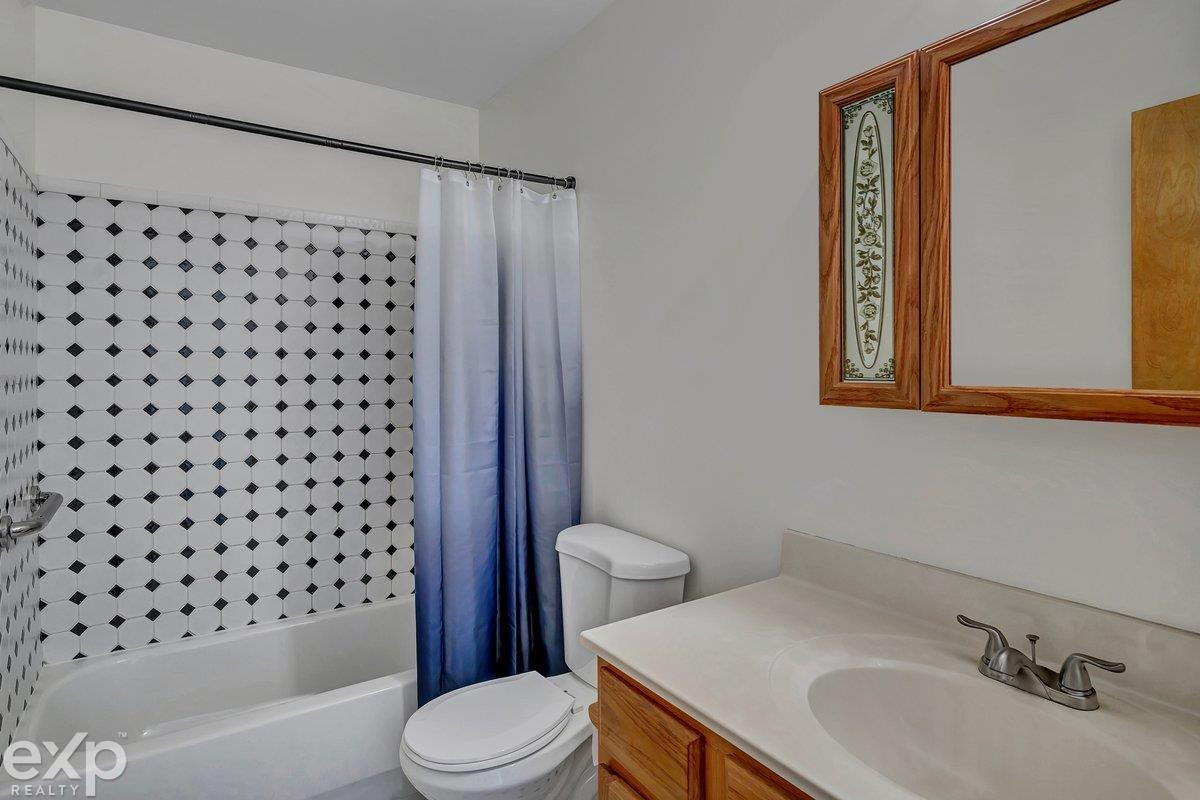 14330 Jeddo Rd Road, Yale, MI 48097 — Photo 18