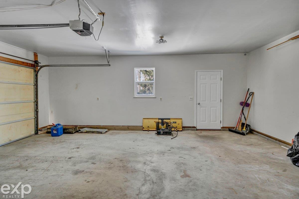 14330 Jeddo Rd Road, Yale, MI 48097 — Photo 37