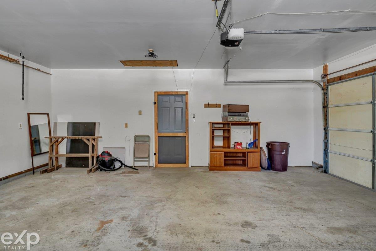 14330 Jeddo Rd Road, Yale, MI 48097 — Photo 39