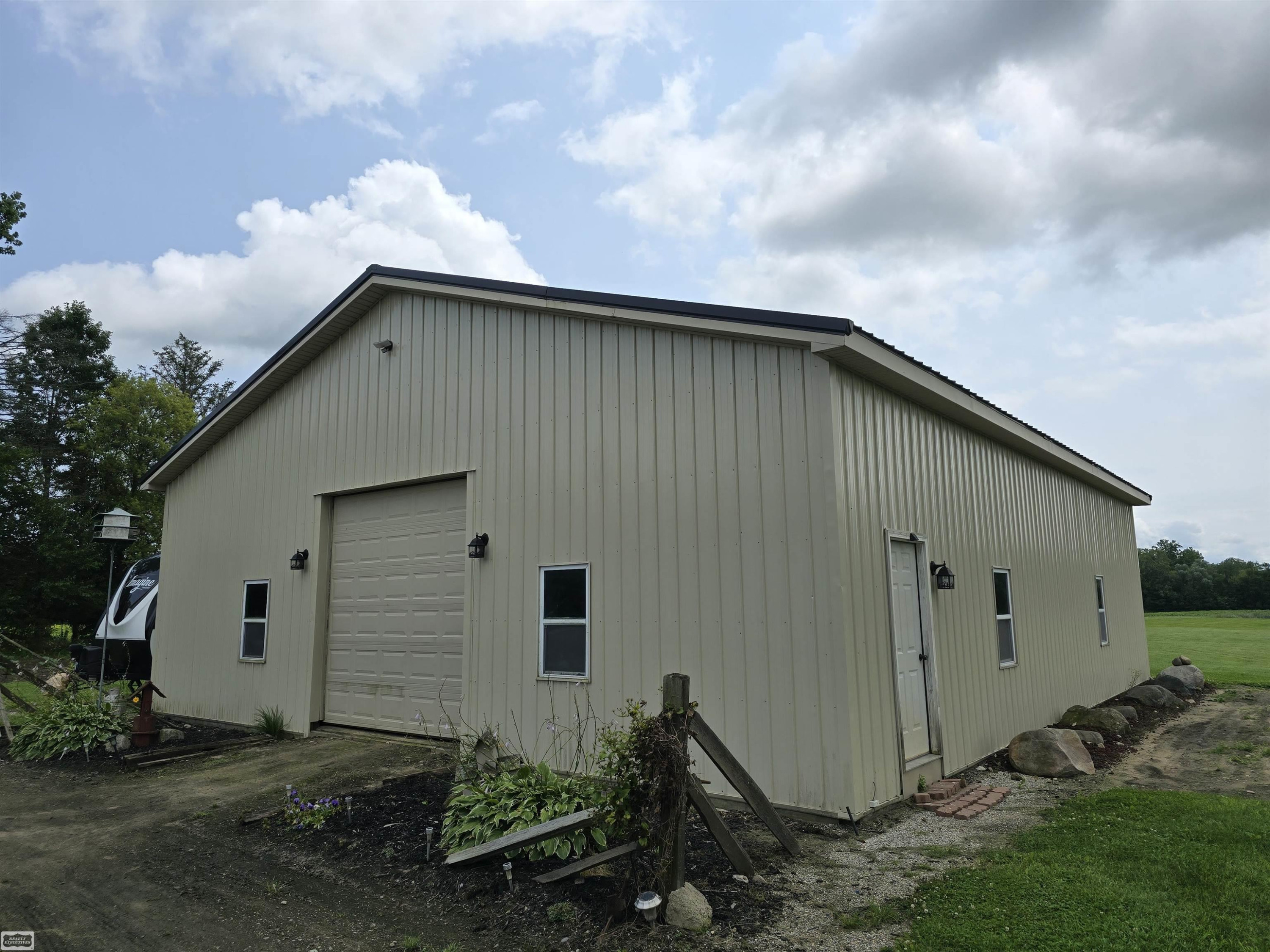 19354 27 Mile Road, MI — Photo 36