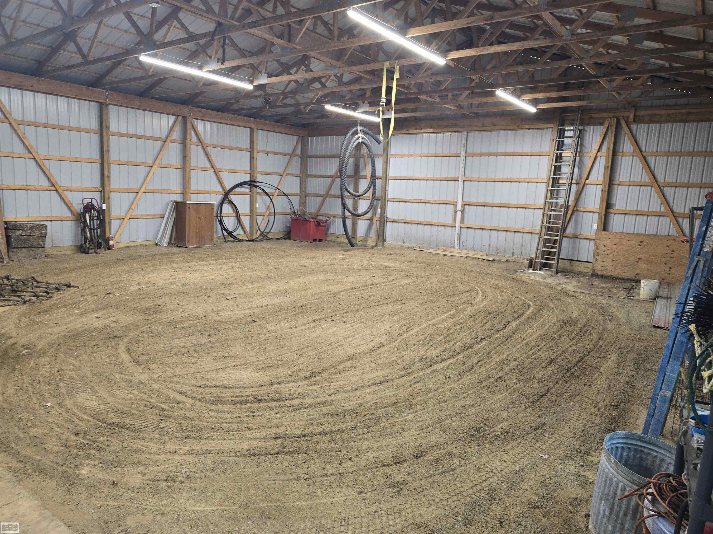 19354 27 Mile Road, MI — Photo 37