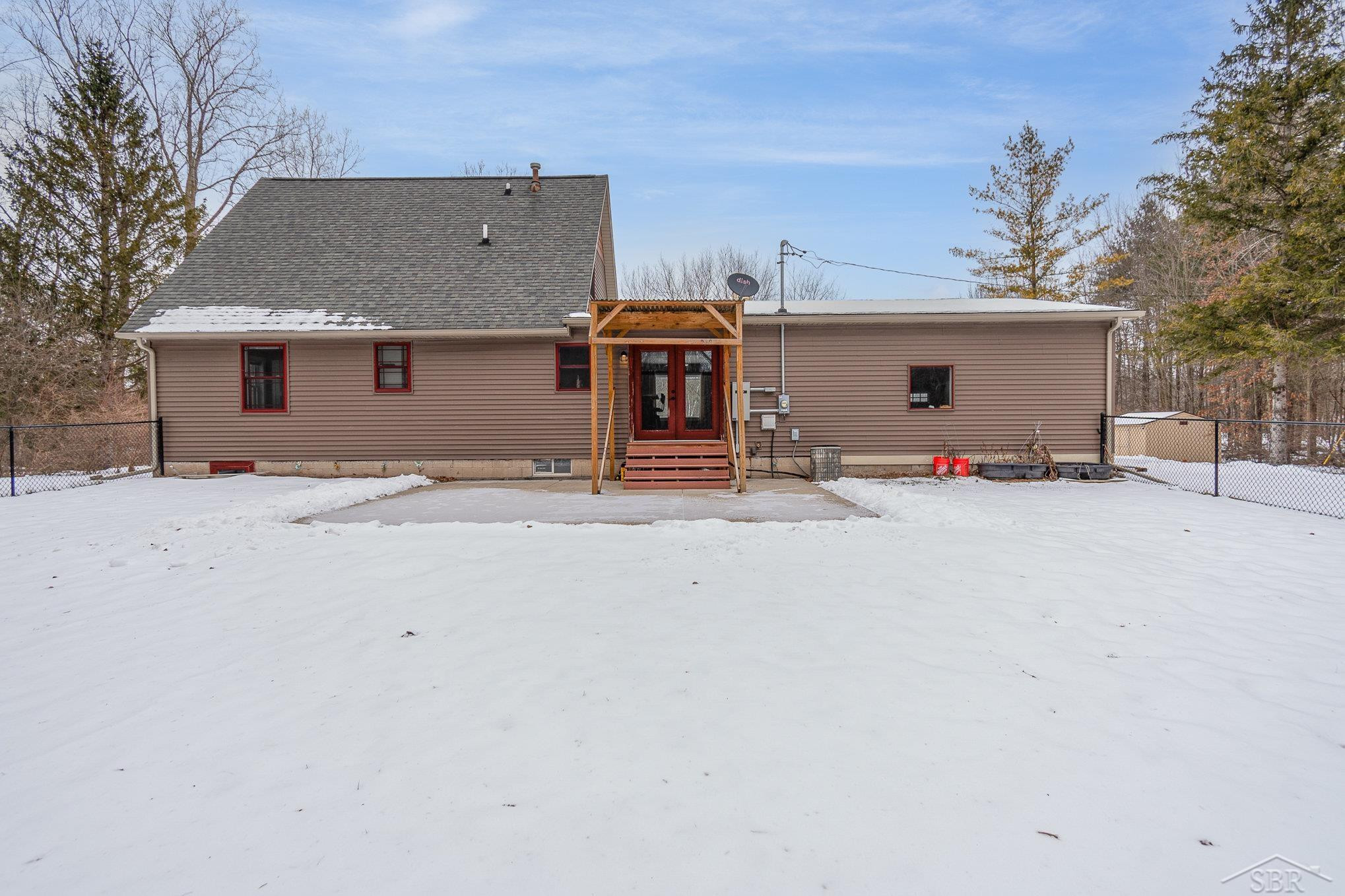 12675 Spencer Road, Hemlock, MI 48626 — Photo 4