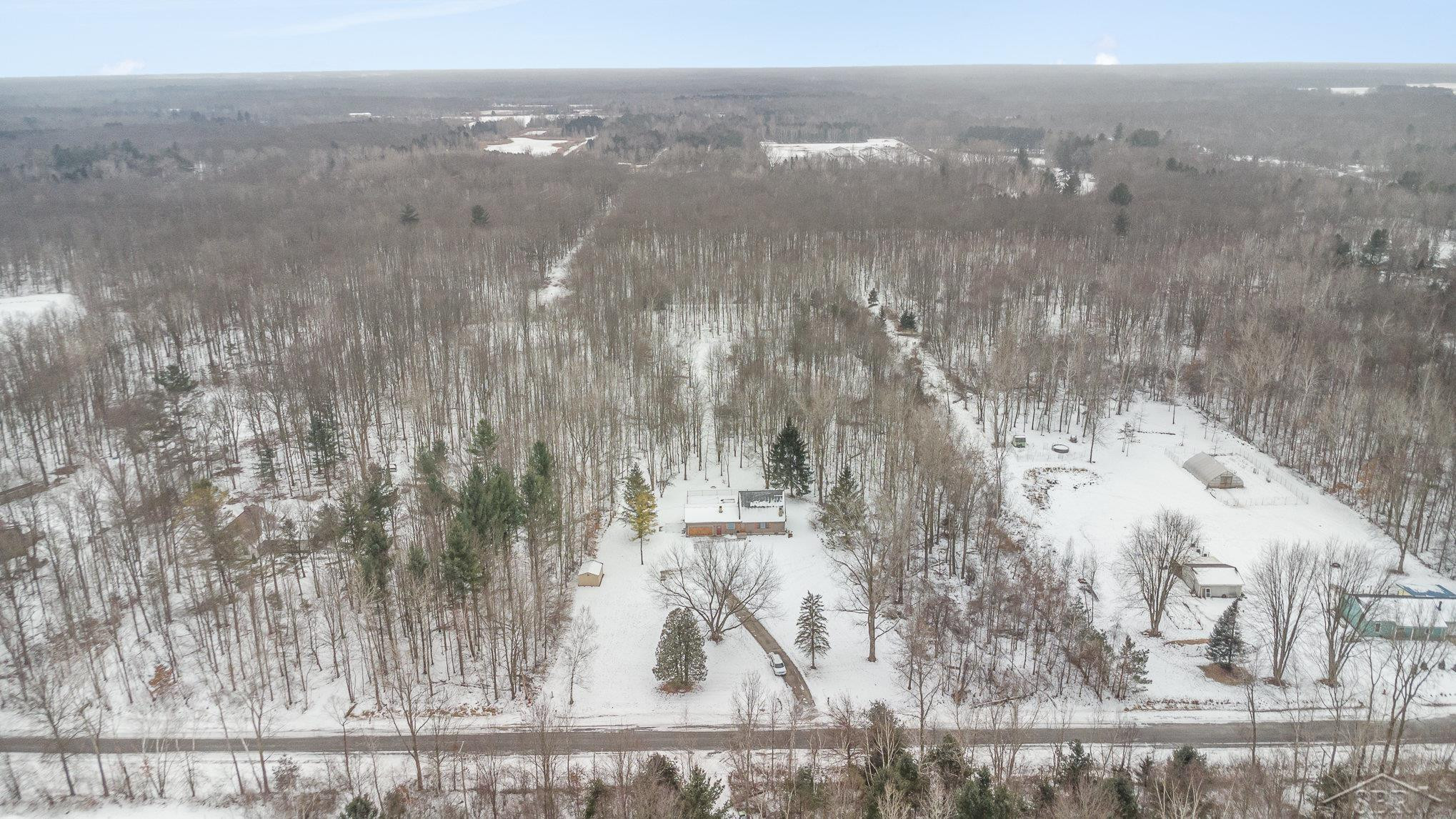 12675 Spencer Road, Hemlock, MI 48626 — Photo 22