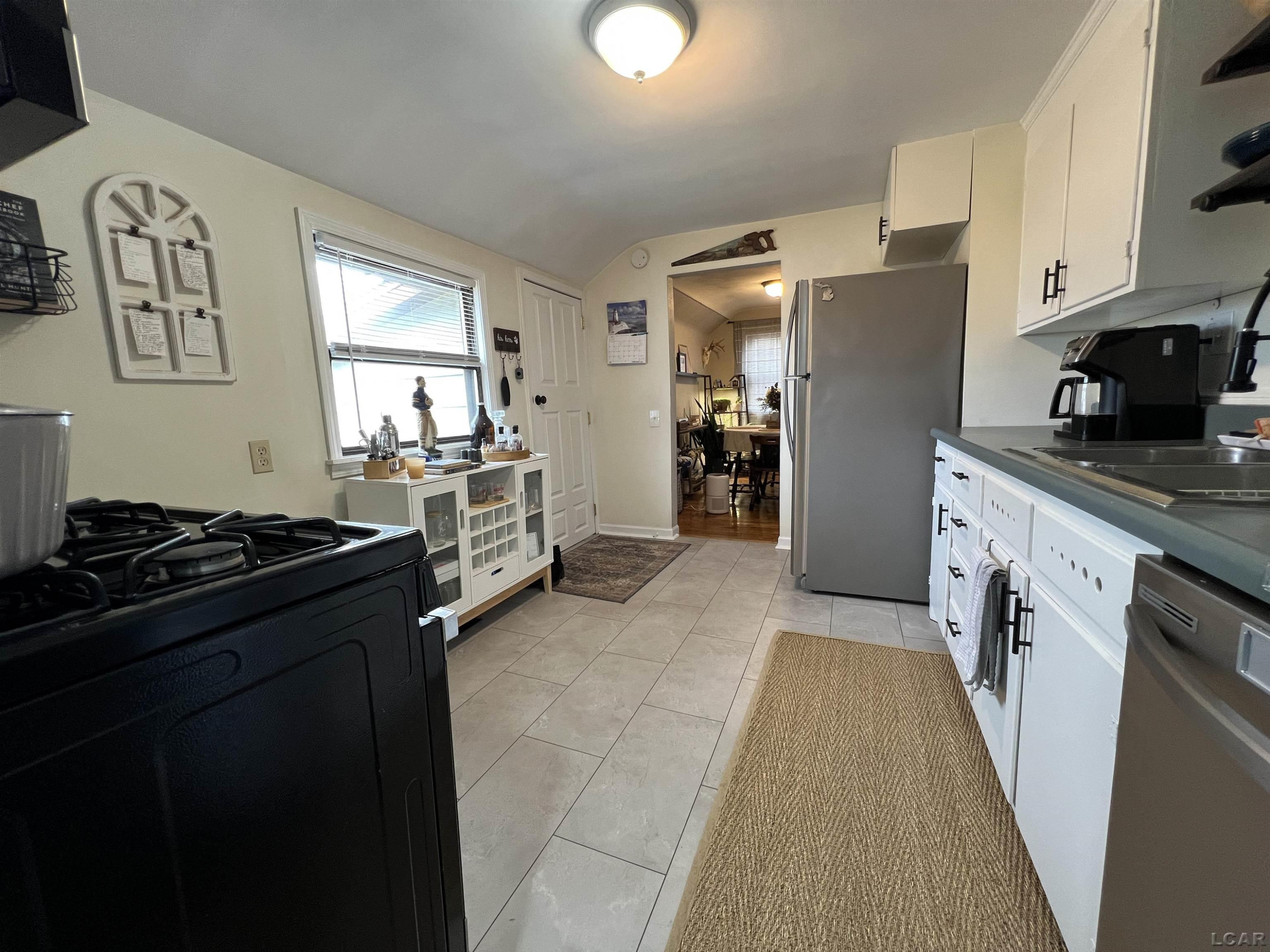 219 Gasner Street, Blissfield, MI 49228 — Photo 6