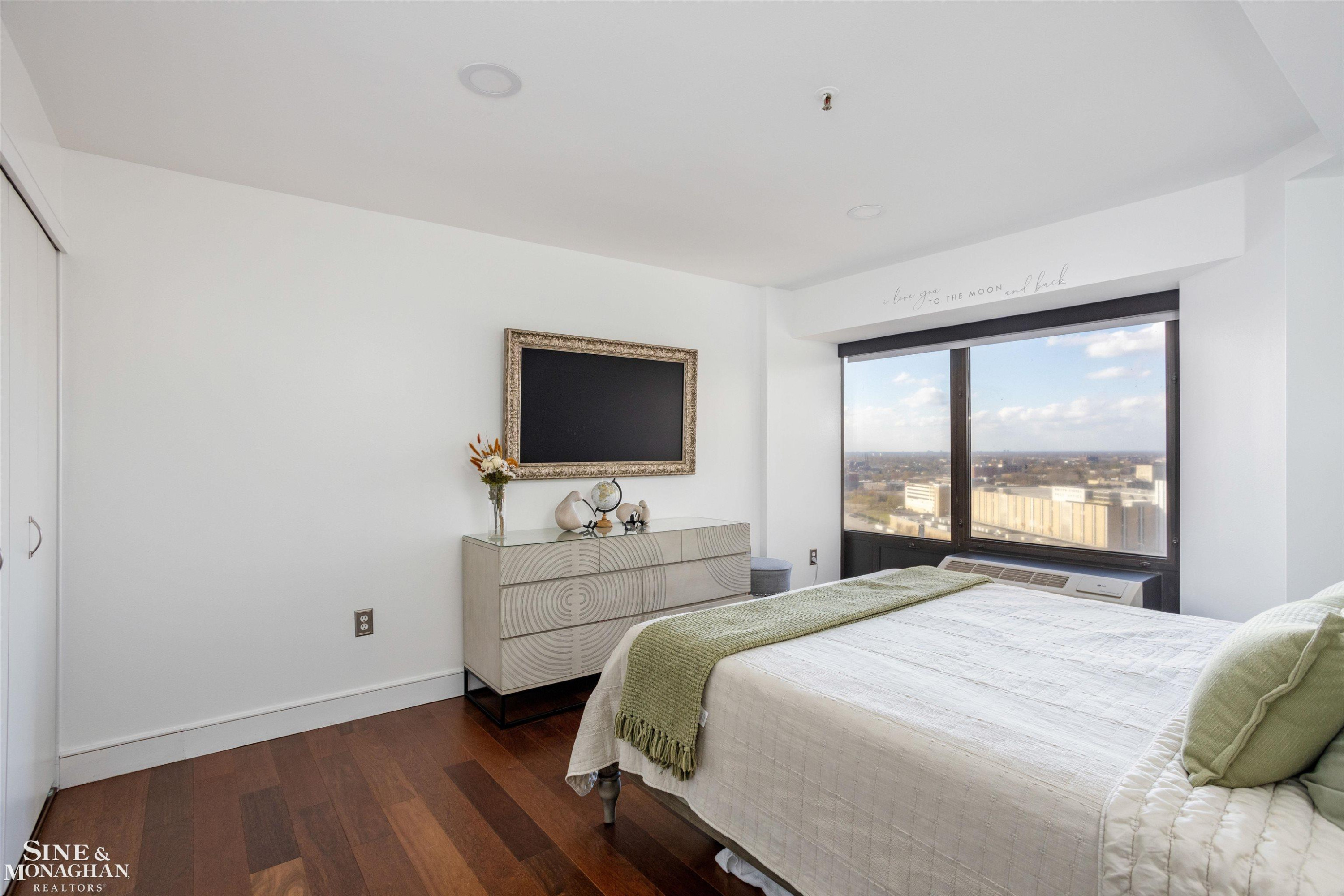 1001 W Jefferson Avenue, 21 E/H, Detroit, MI 48226 — Photo 23