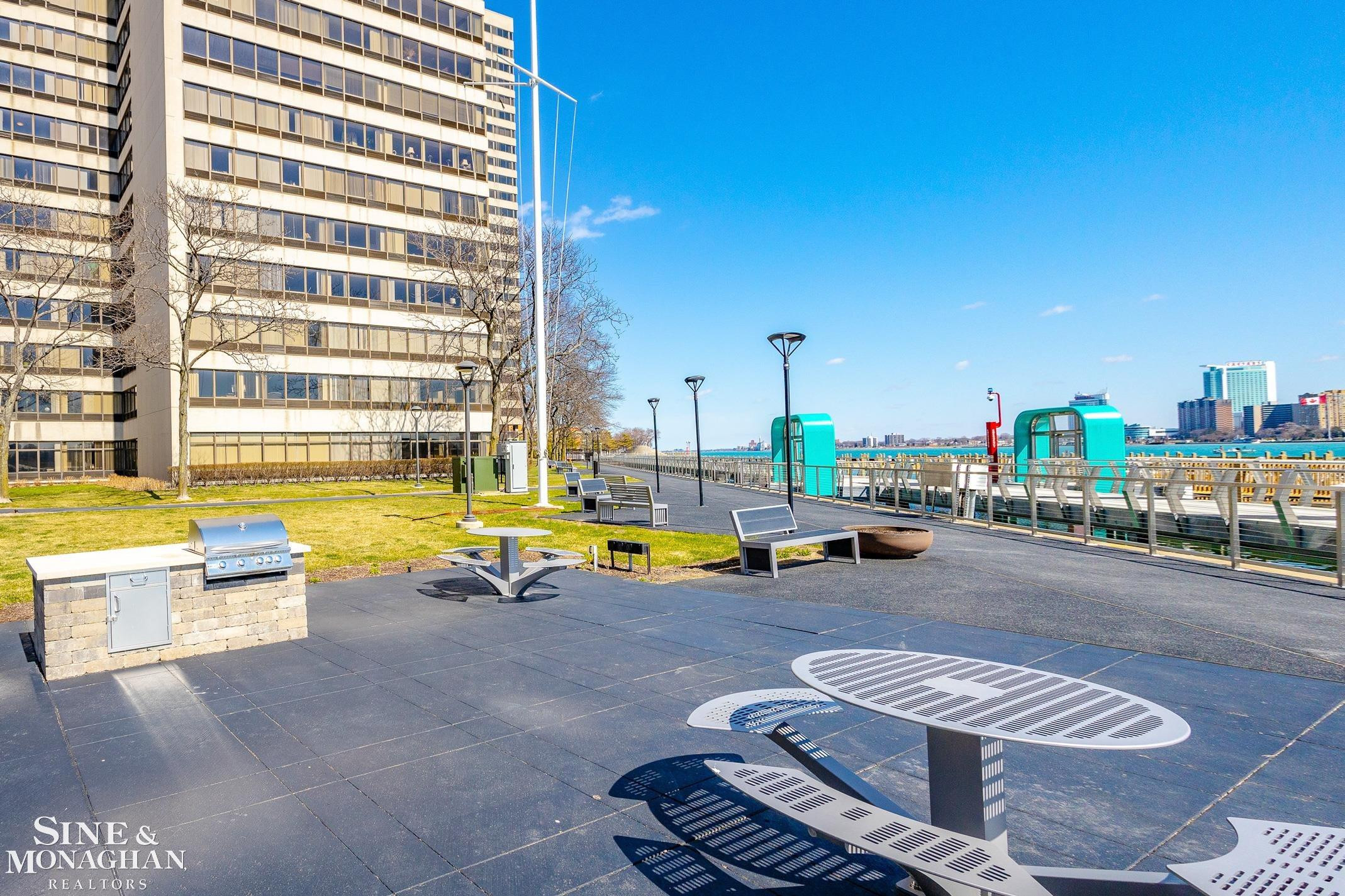 1001 W Jefferson Avenue, 21 E/H, Detroit, MI 48226 — Photo 37