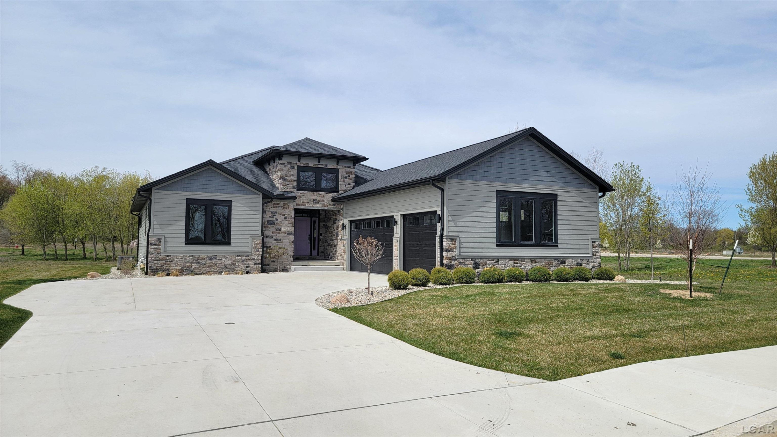 730 Red Mill Point, Tecumseh, MI 49286 — Photo 9