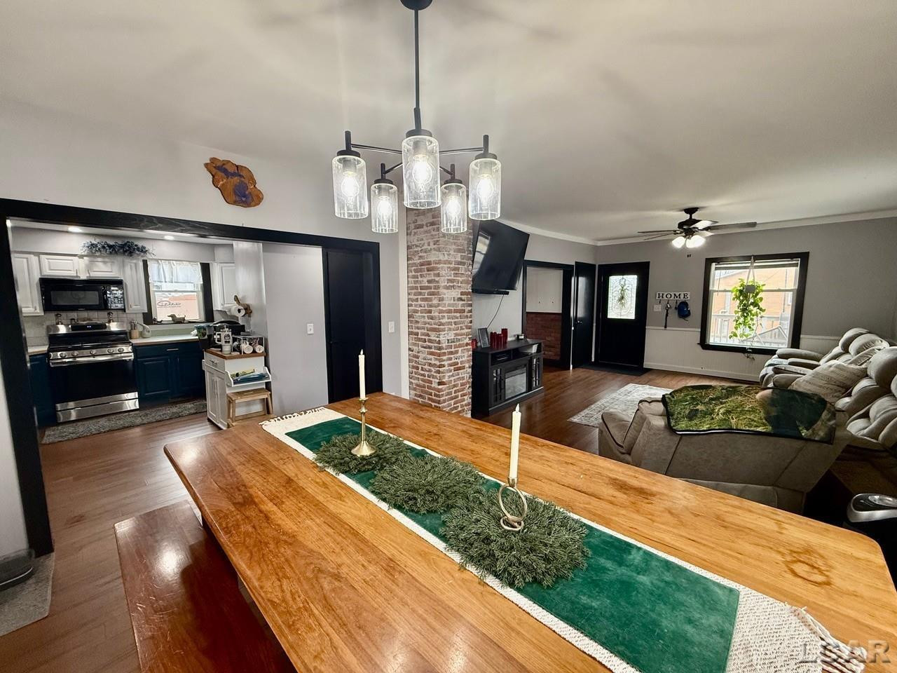 209 S Talbot Street, Addison, MI 49220 — Photo 8