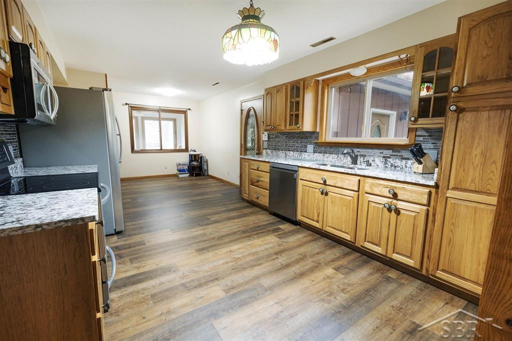 773 W Erin Drive, Midland, MI 48640 — Photo 13