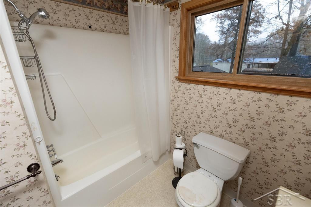 773 W Erin Drive, Midland, MI 48640 — Photo 23