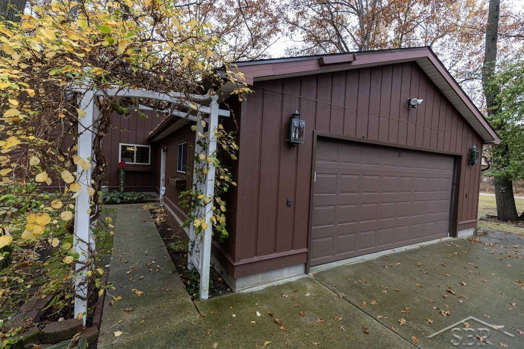 773 W Erin Drive, Midland, MI 48640 — Photo 37