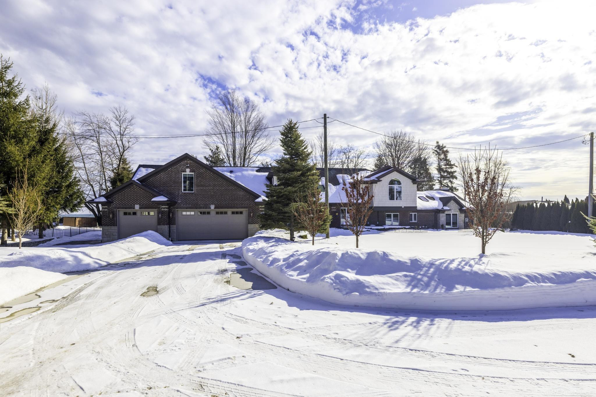 4612 N Lakeshore Road, Deckerville, MI 48427 — Photo 88