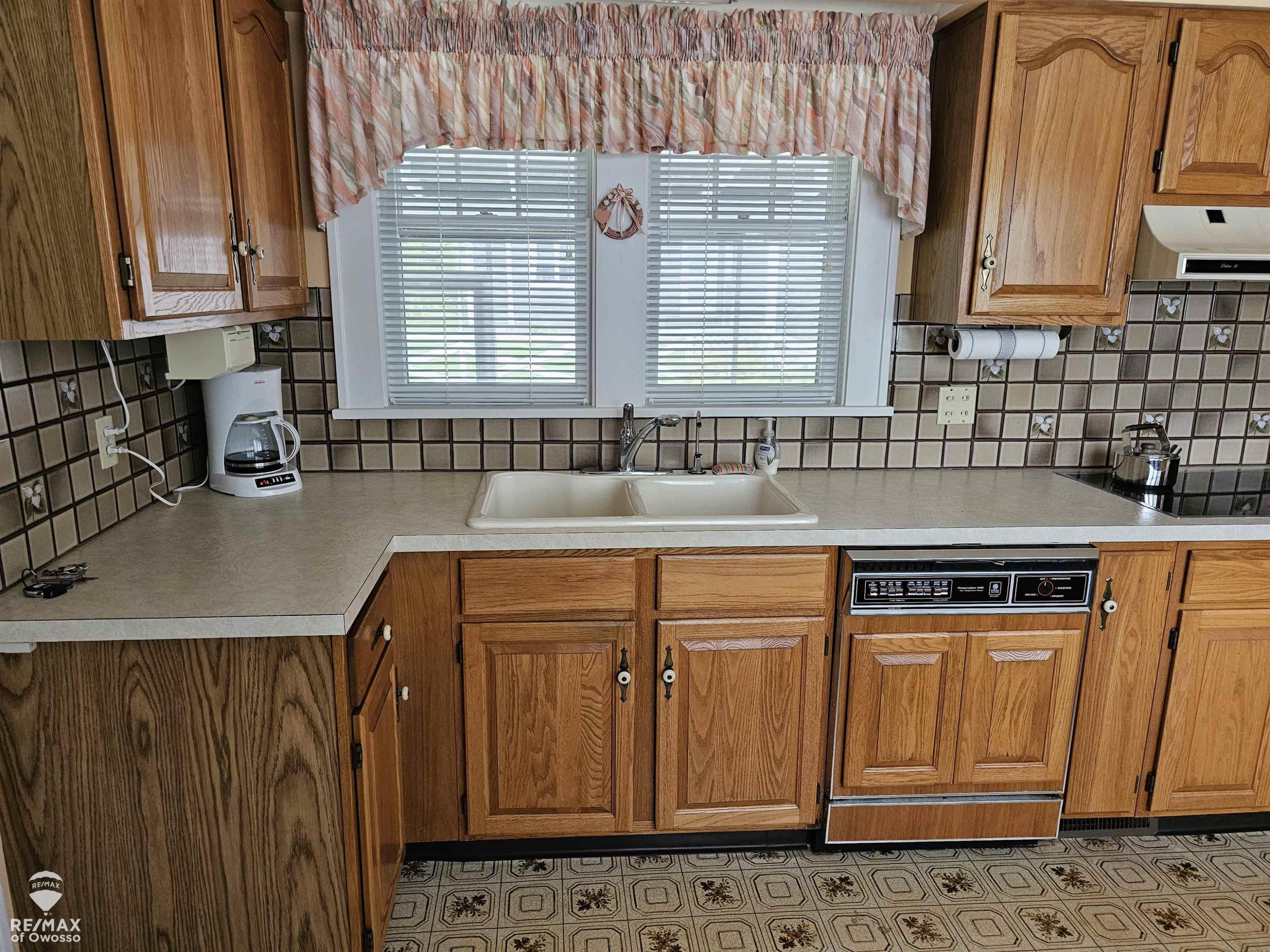 201 Clinton Street, Ovid, MI 48866 — Photo 22