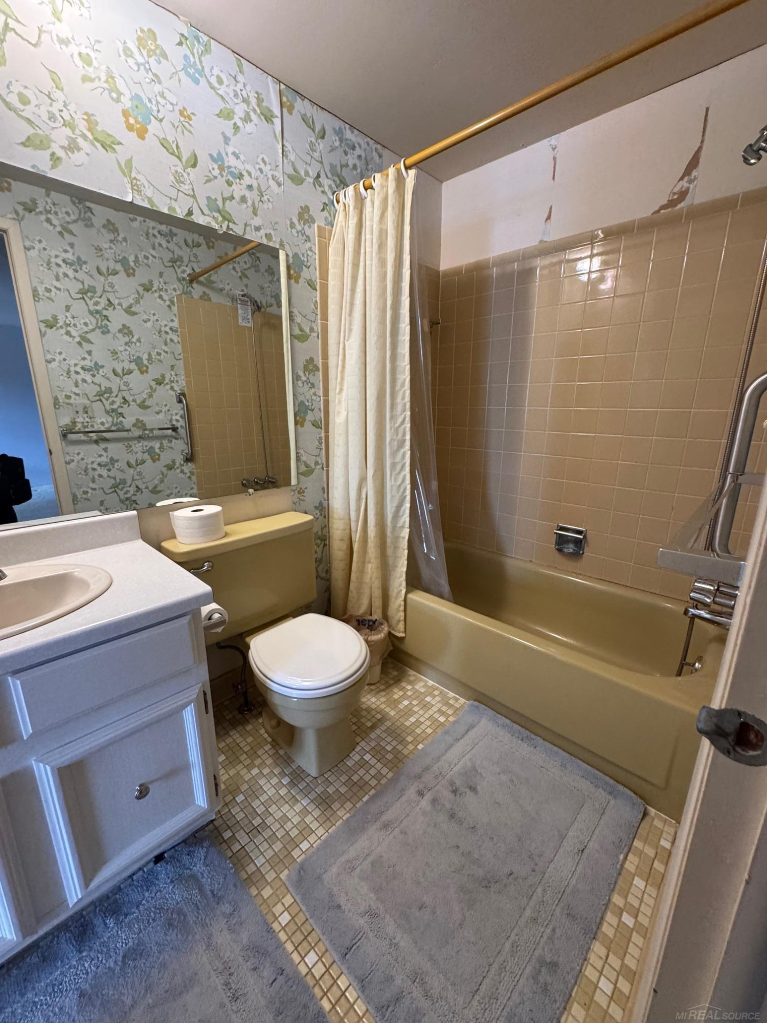 5090 Buckingham Place, Troy, MI 48098 — Photo 9