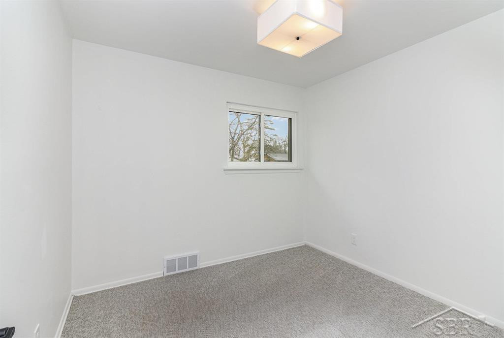 413 Wilson Drive, Midland, MI 48642 — Photo 18