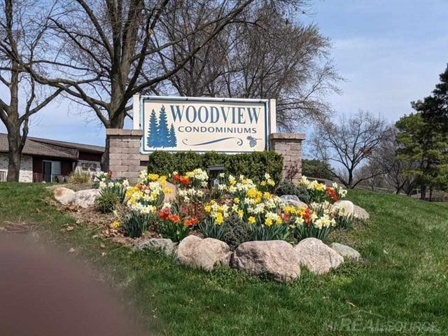 7490 Woodview Dr. 2 Street, 92 Bldg 7, Westland, MI — Photo 16
