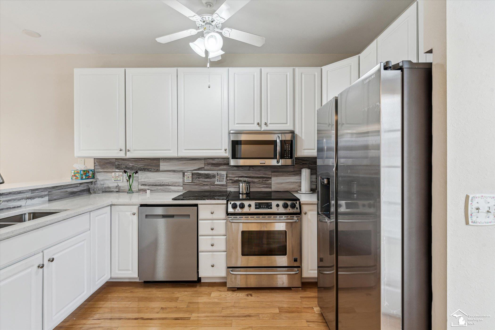 410 Beachwalk Trail, Luna Pier, MI 48157 — Photo 15