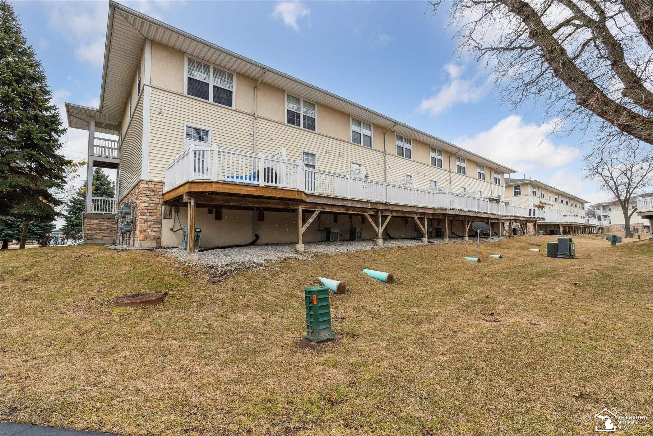 410 Beachwalk Trail, Luna Pier, MI 48157 — Photo 26