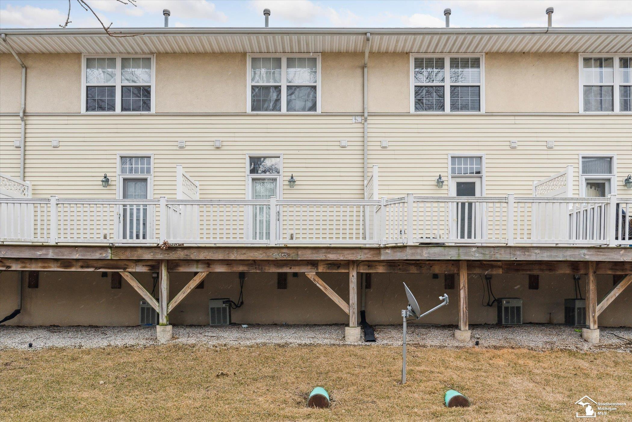 410 Beachwalk Trail, Luna Pier, MI 48157 — Photo 27