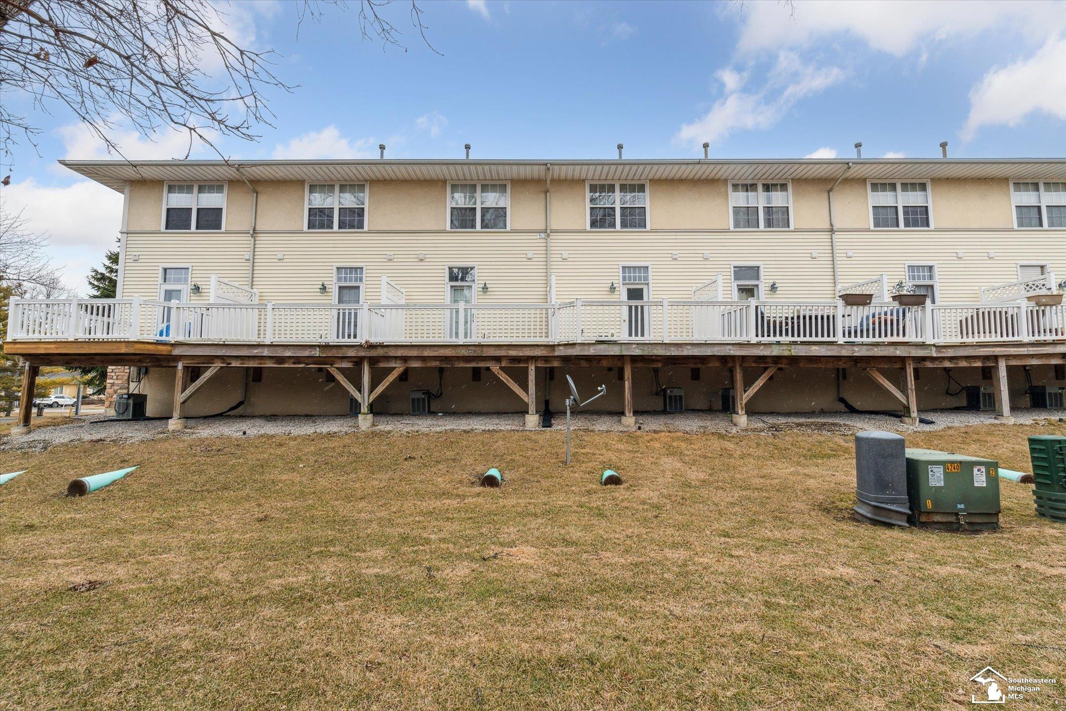 410 Beachwalk Trail, Luna Pier, MI 48157 — Photo 28