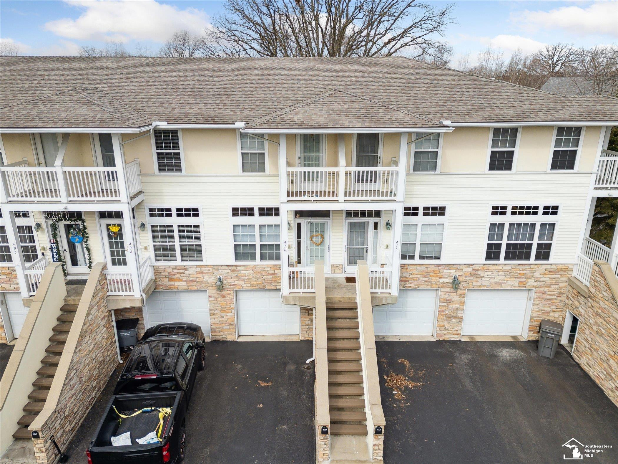410 Beachwalk Trail, Luna Pier, MI 48157 — Photo 31