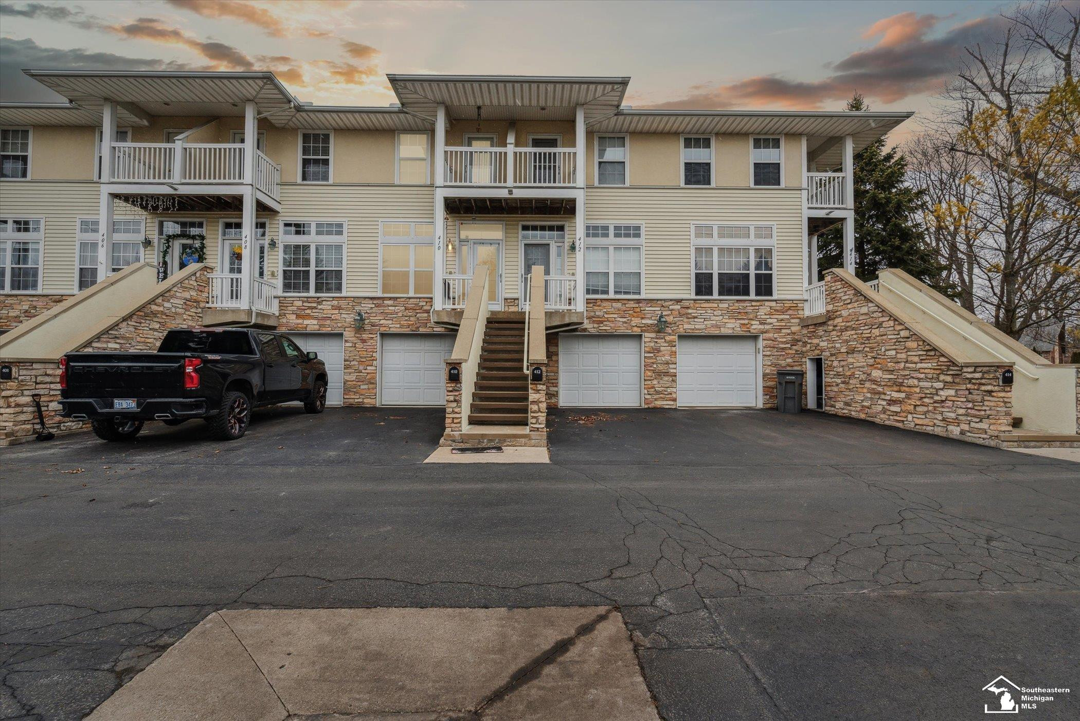 410 Beachwalk Trail, Luna Pier, MI 48157 — Photo 34