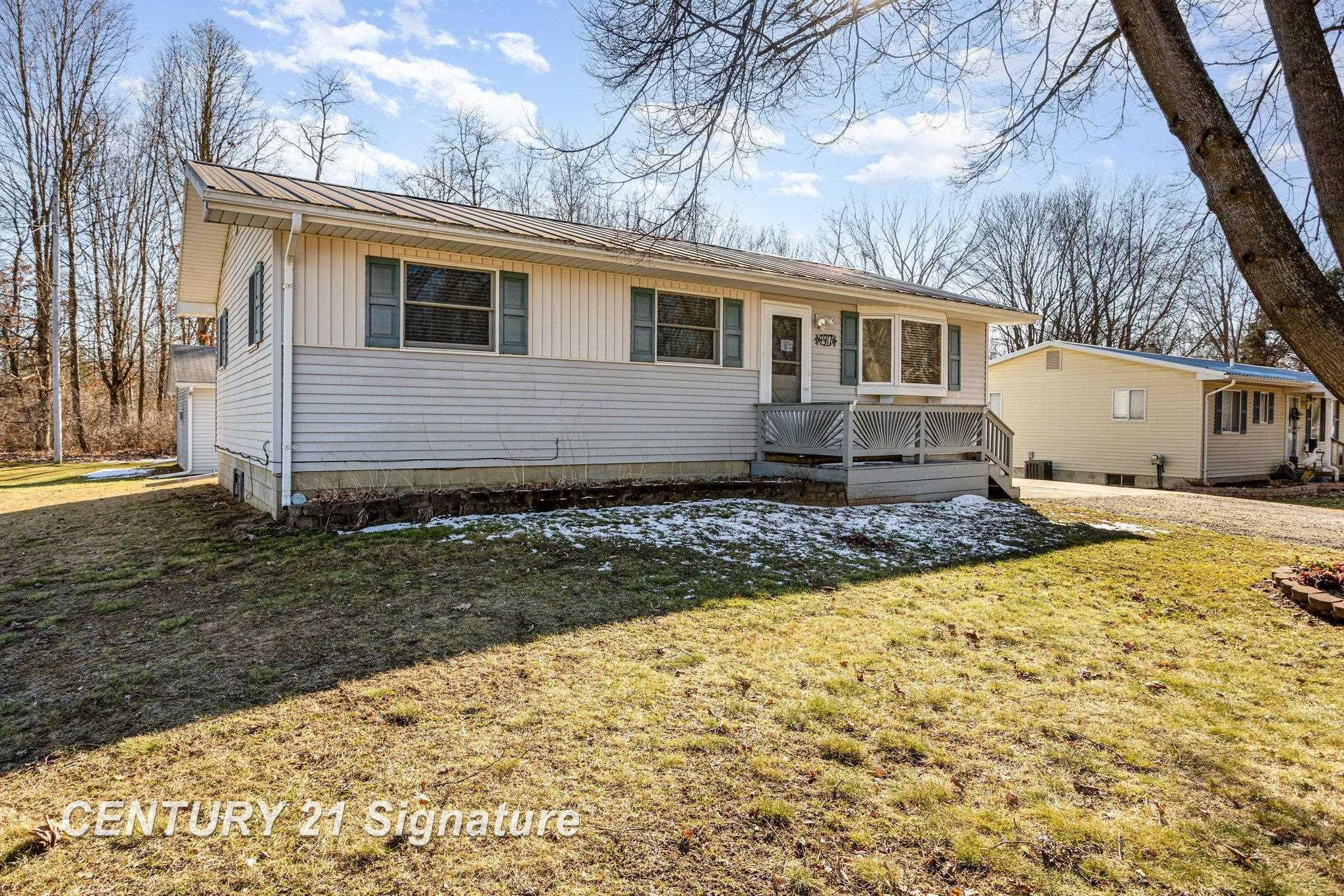 4917 Worth Street, Millington, MI 48746 — front exterior