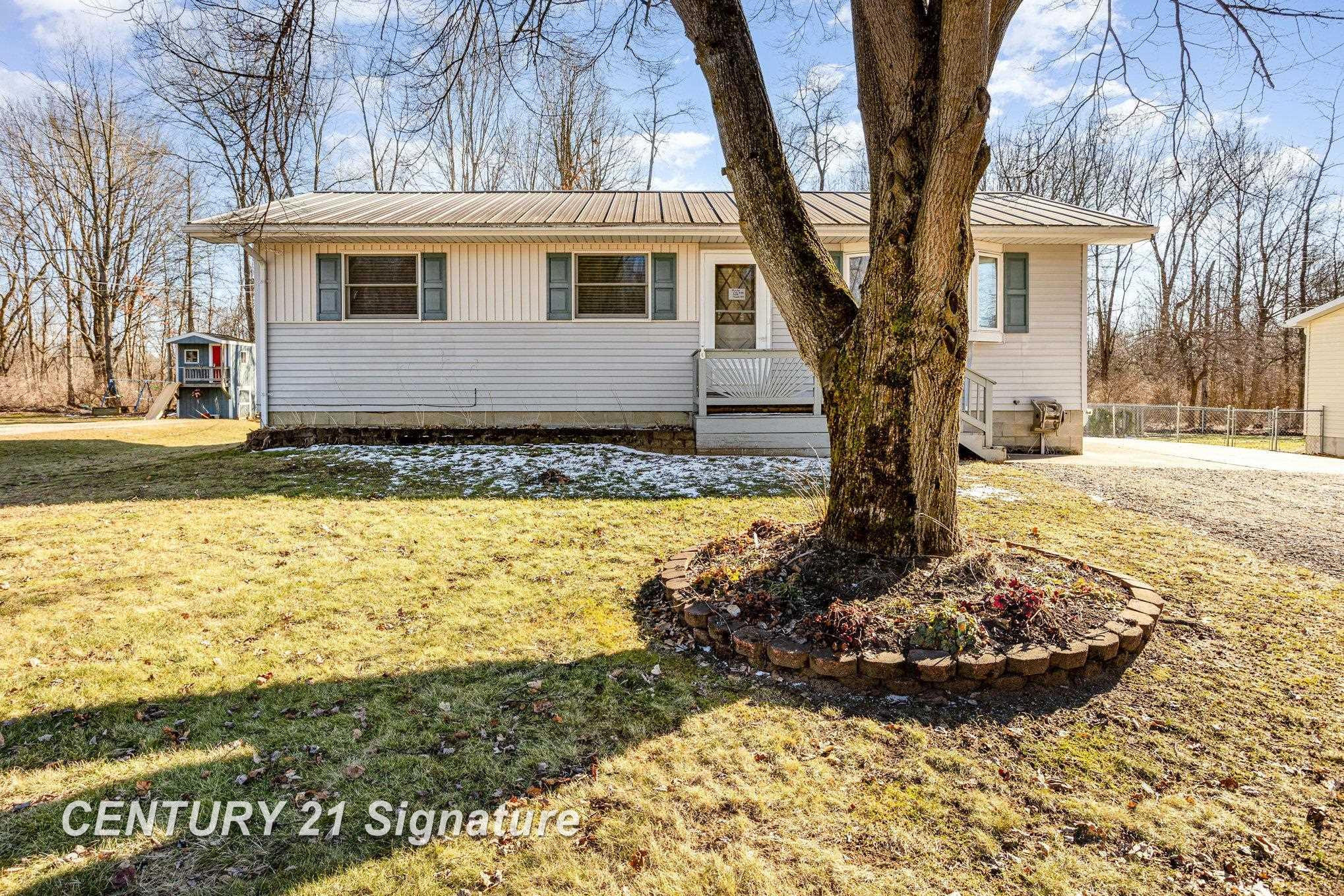 4917 Worth Street, Millington, MI 48746 — Photo 2