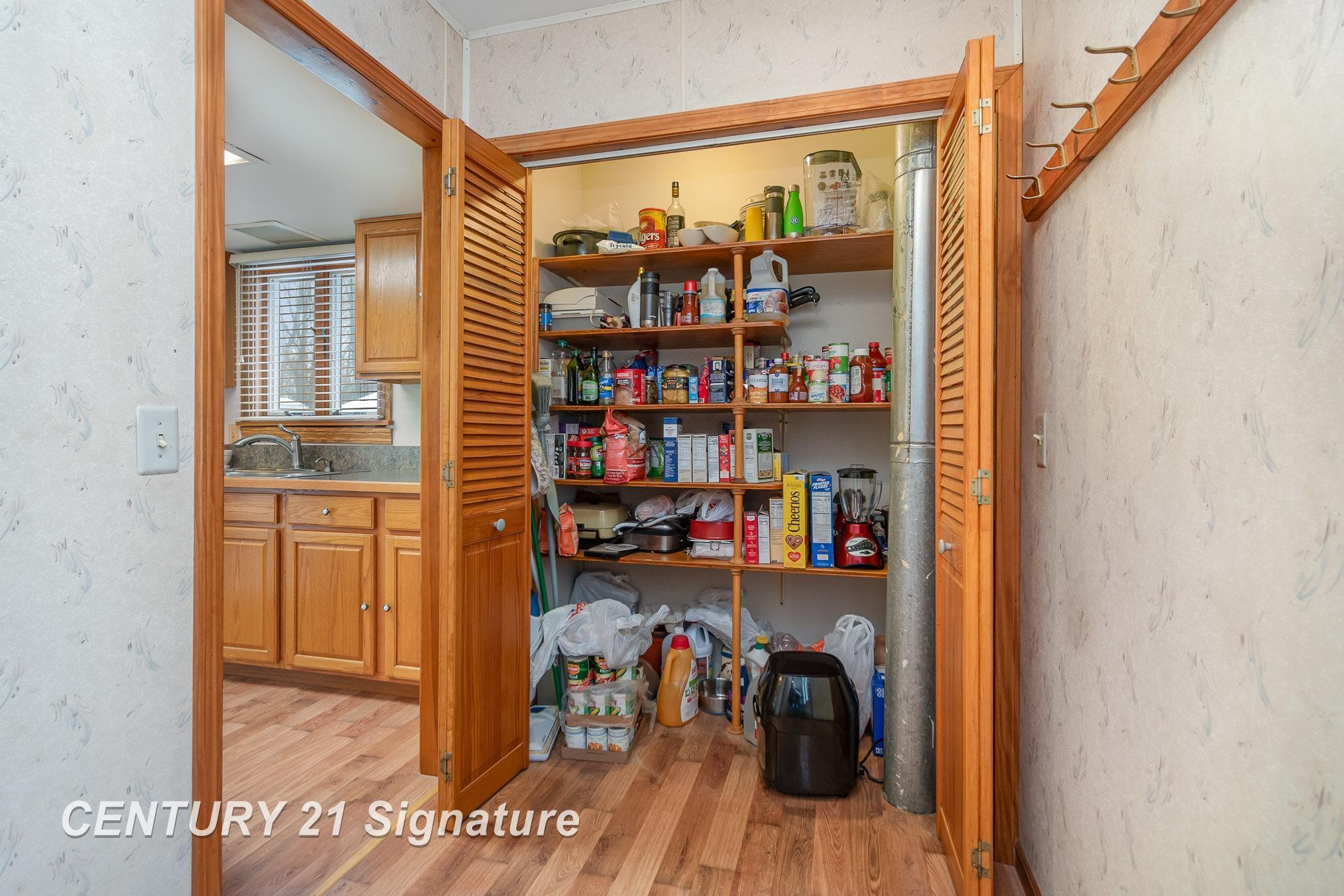 4917 Worth Street, Millington, MI 48746 — Photo 17