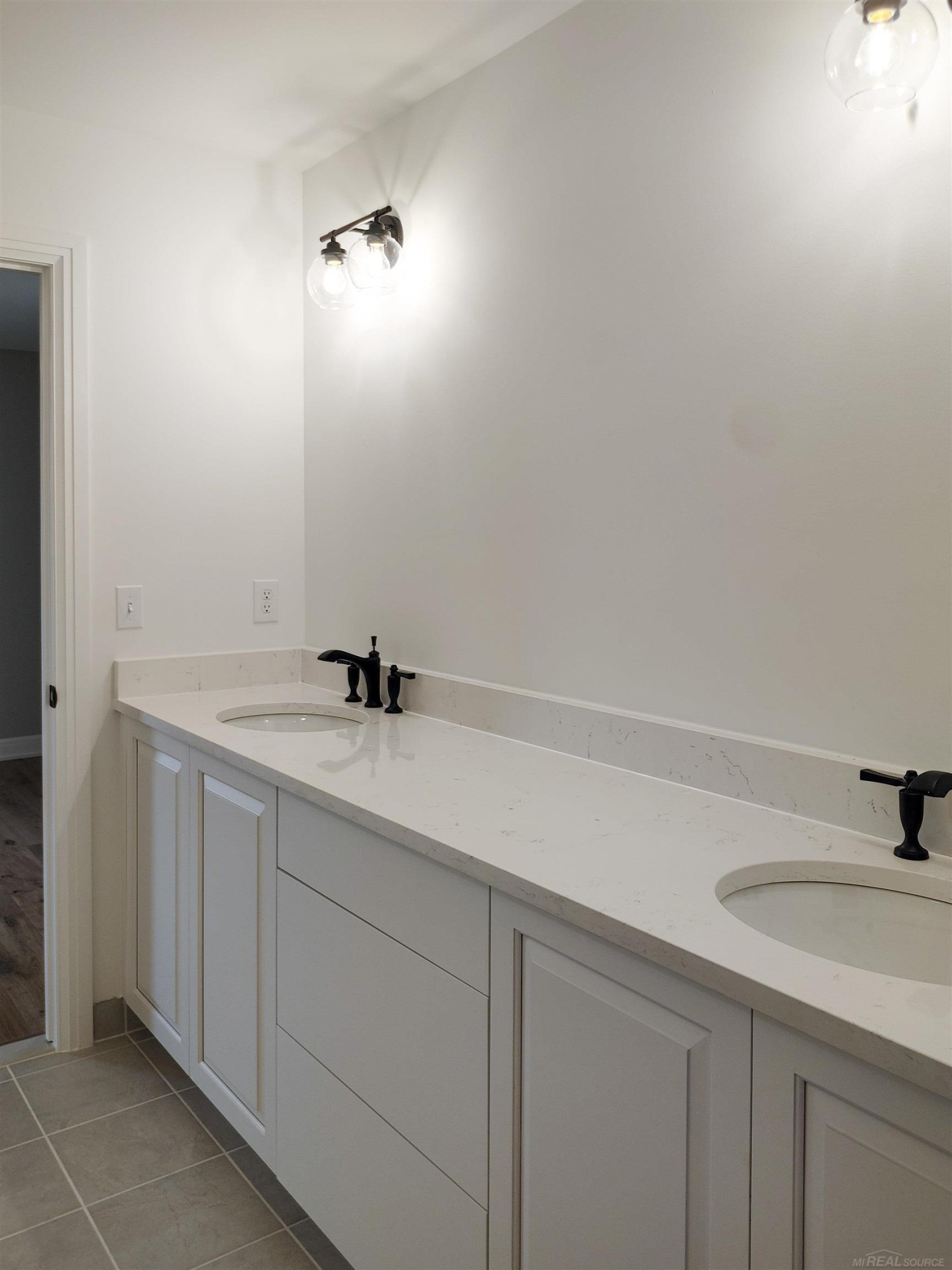 3369 Dursly Court, 186, MI — Photo 26