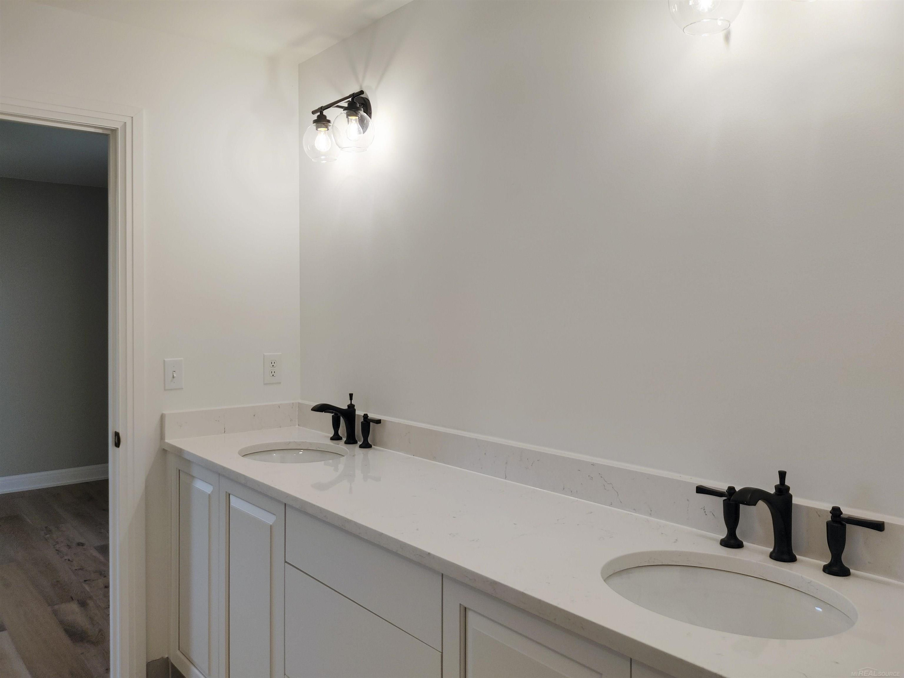 3369 Dursly Court, 186, MI — Photo 27