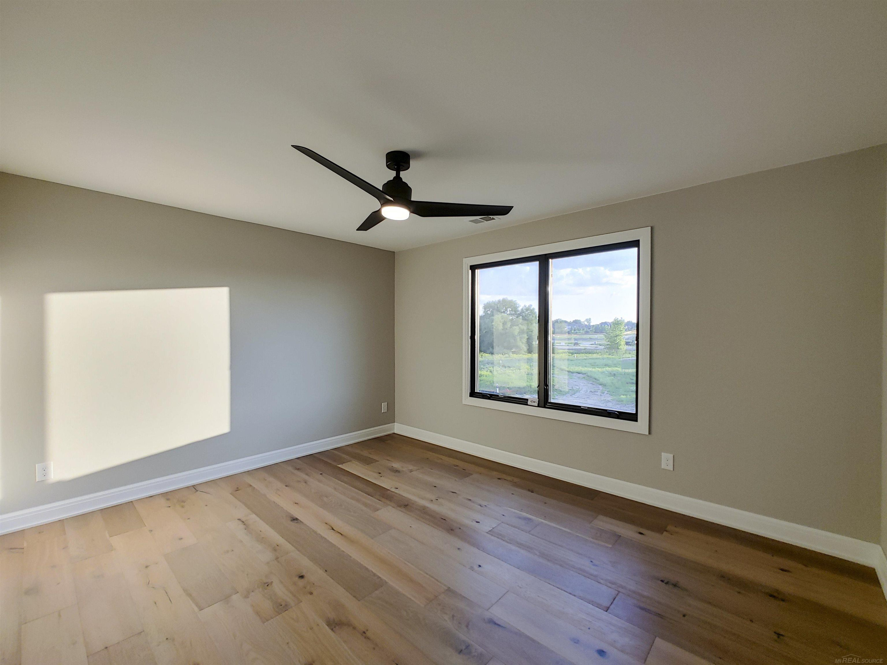 3369 Dursly Court, 186, MI — Photo 29