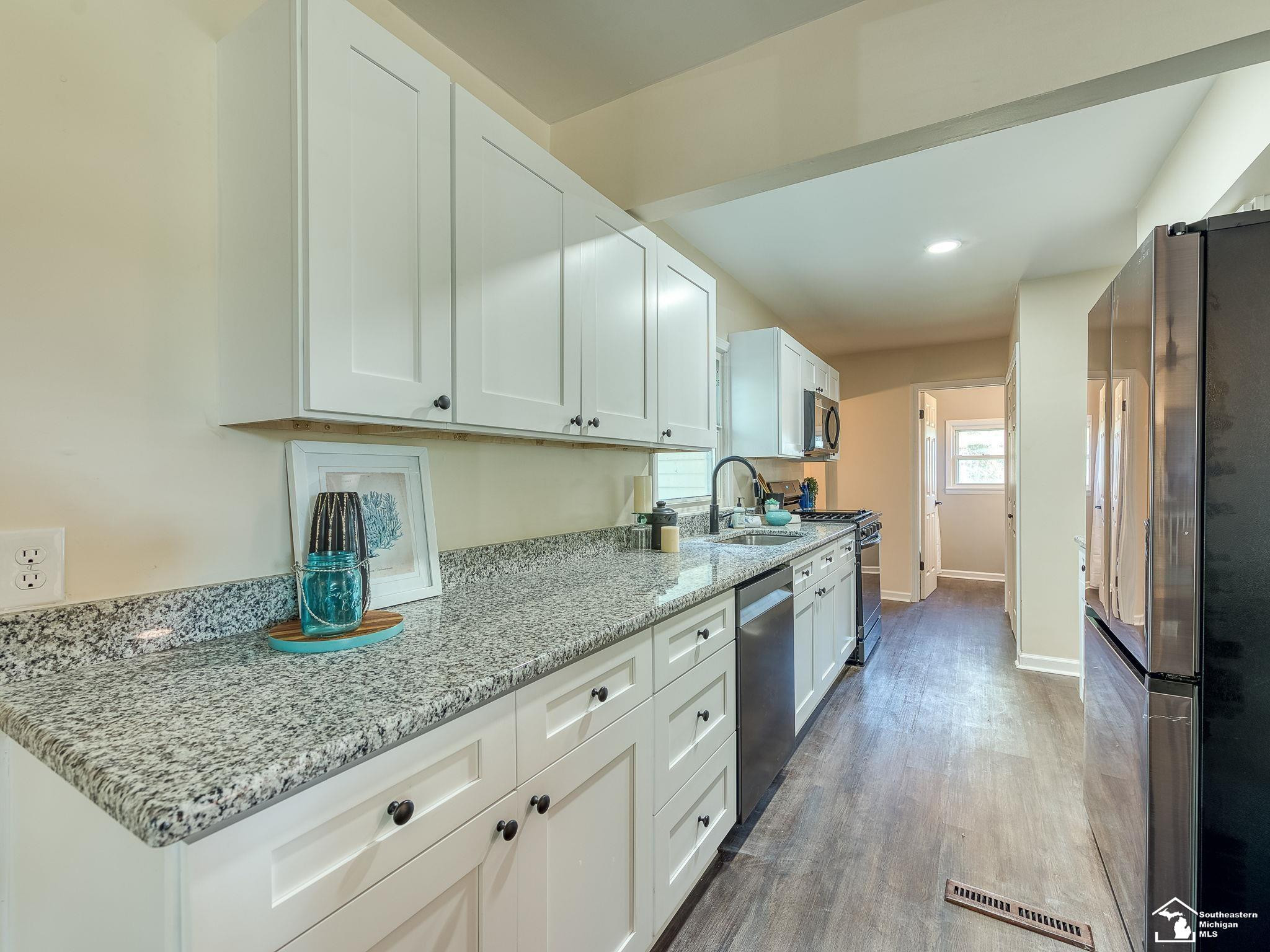 3469 Clairmont Street, Monroe, MI 48162 — Photo 14