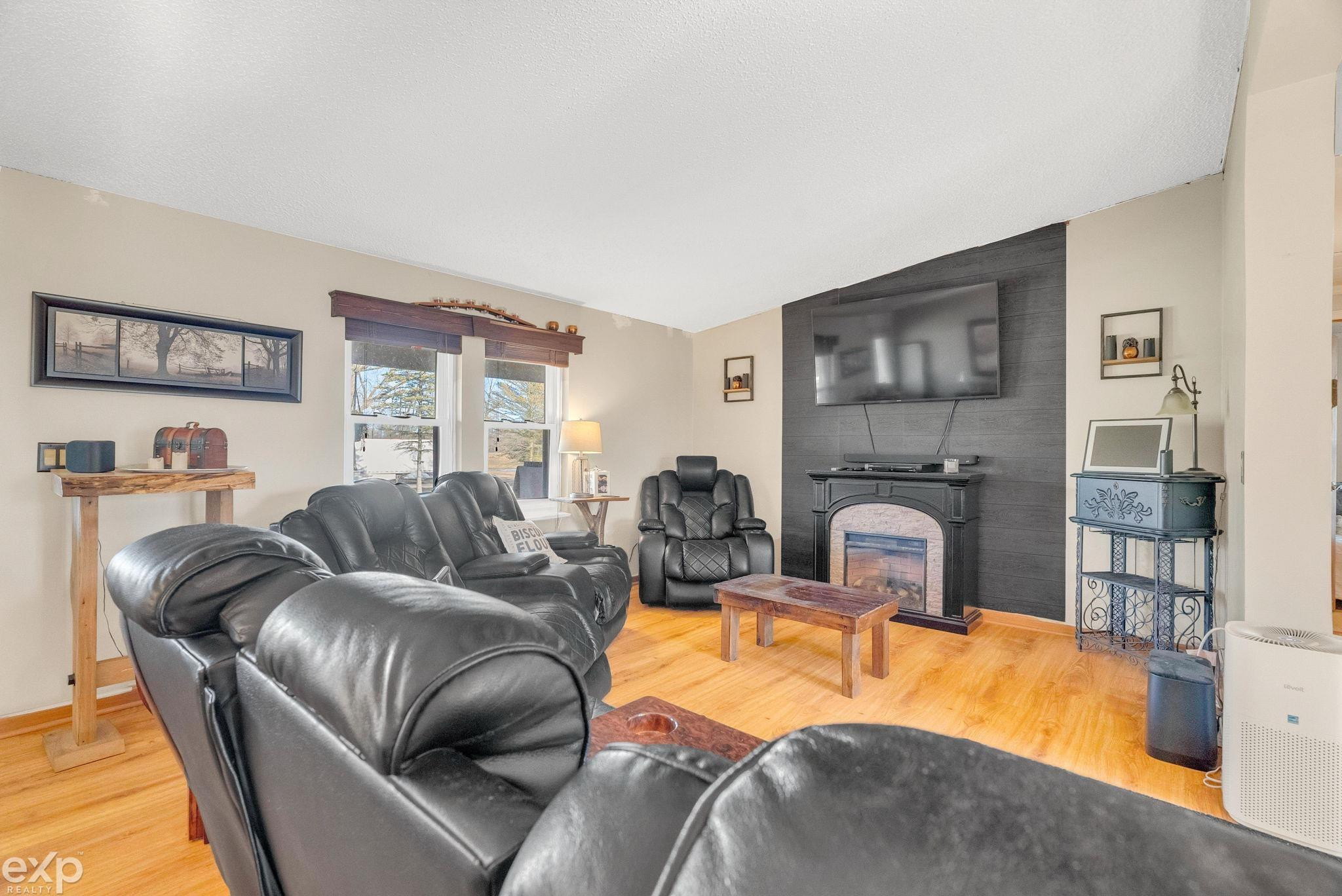 7021 Winn Road, MI 48097 — Photo 7