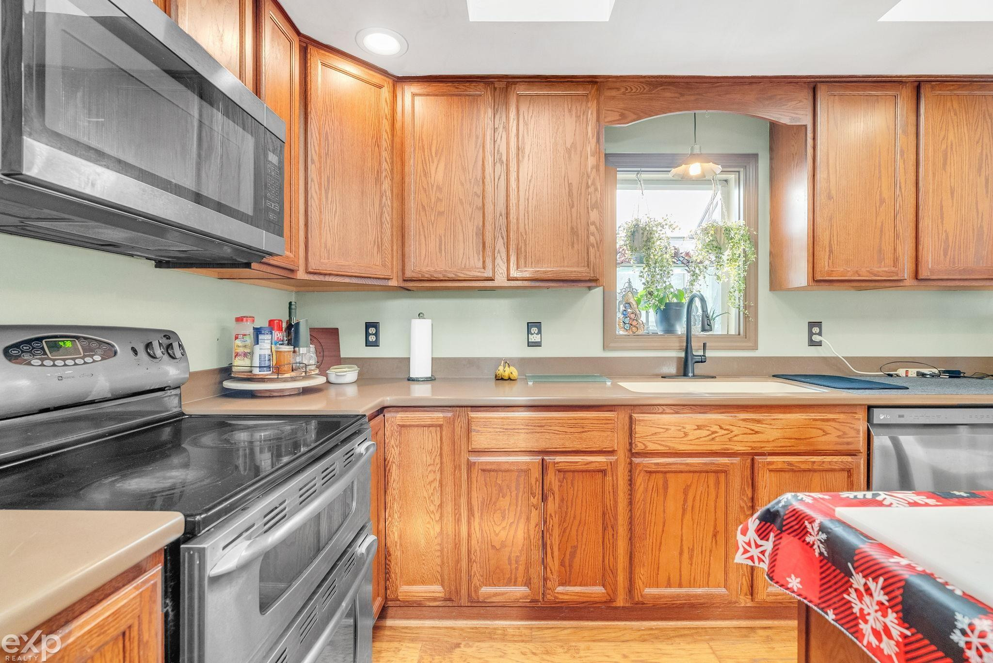 7021 Winn Road, MI 48097 — Photo 13