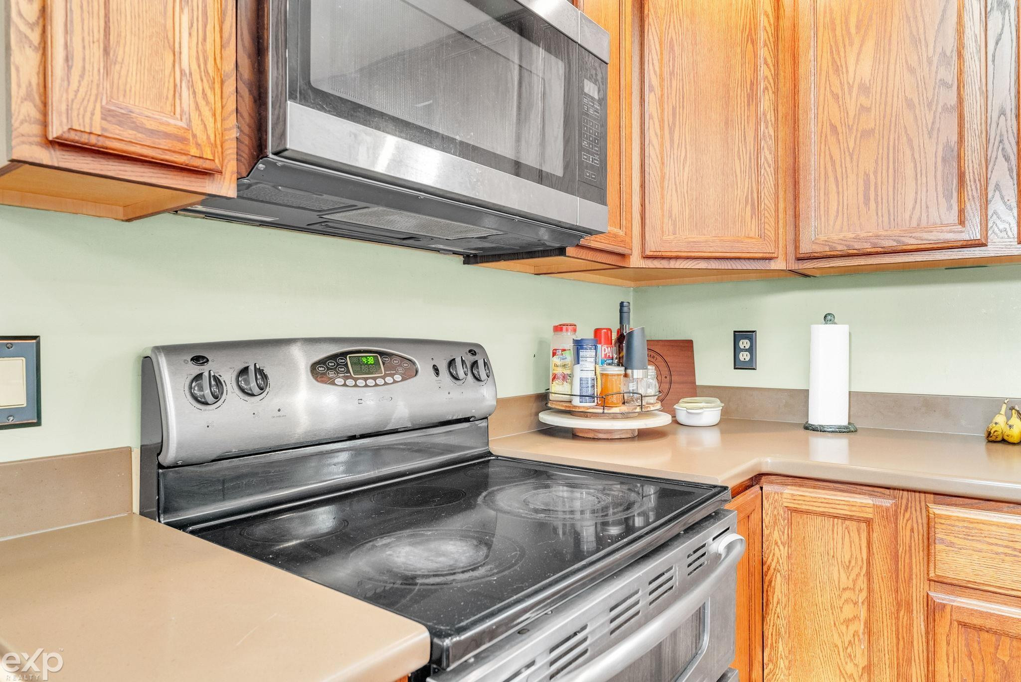 7021 Winn Road, MI 48097 — Photo 14