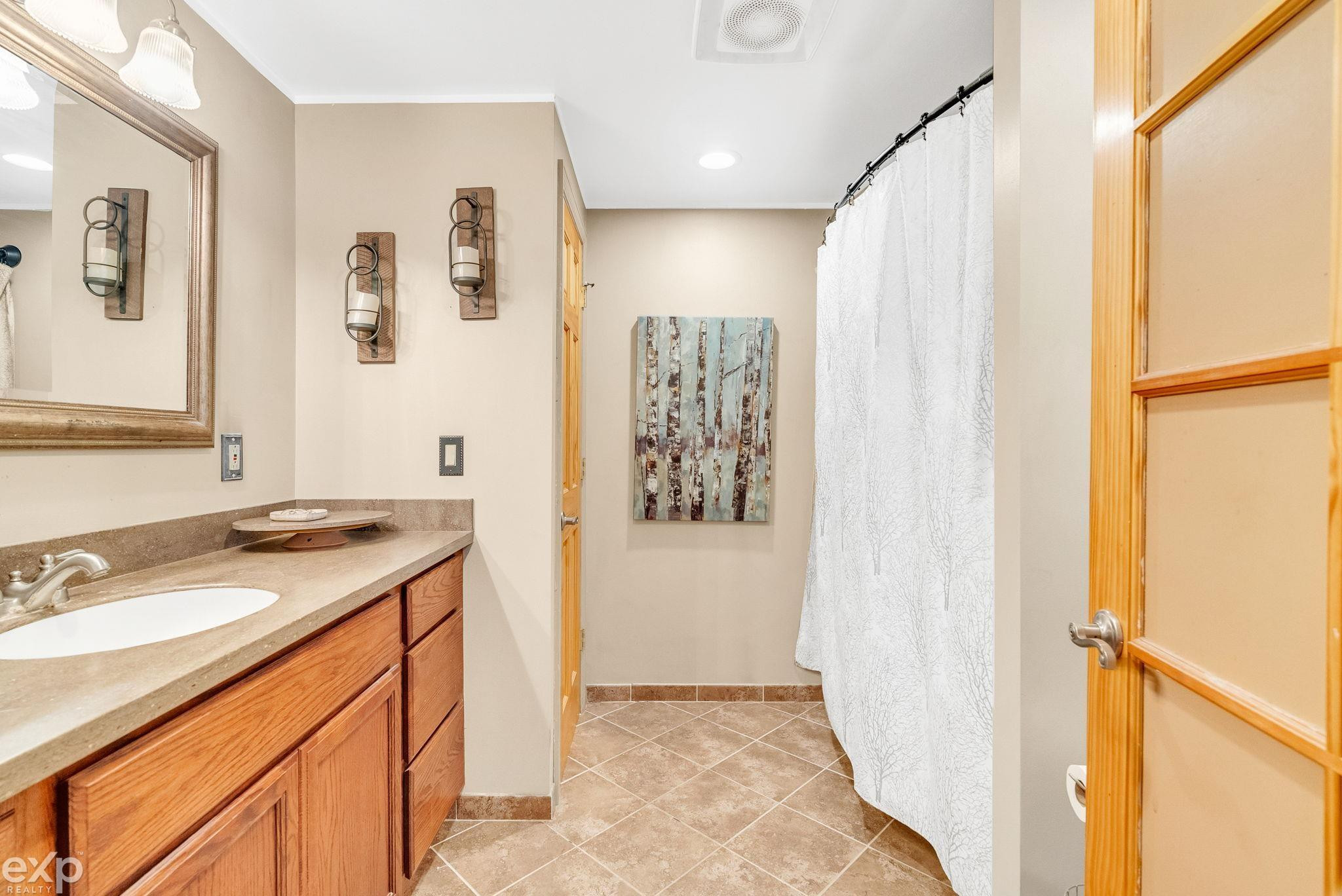 7021 Winn Road, MI 48097 — Photo 23