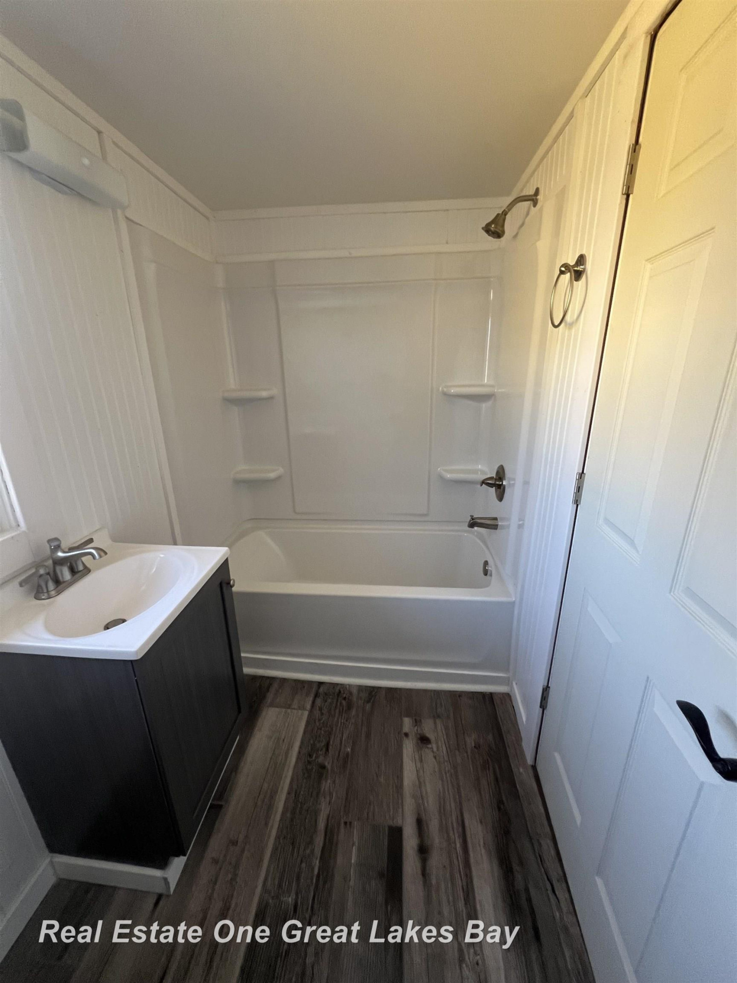 10913 S Hemlock Road, Brant, MI 48614 — Photo 9