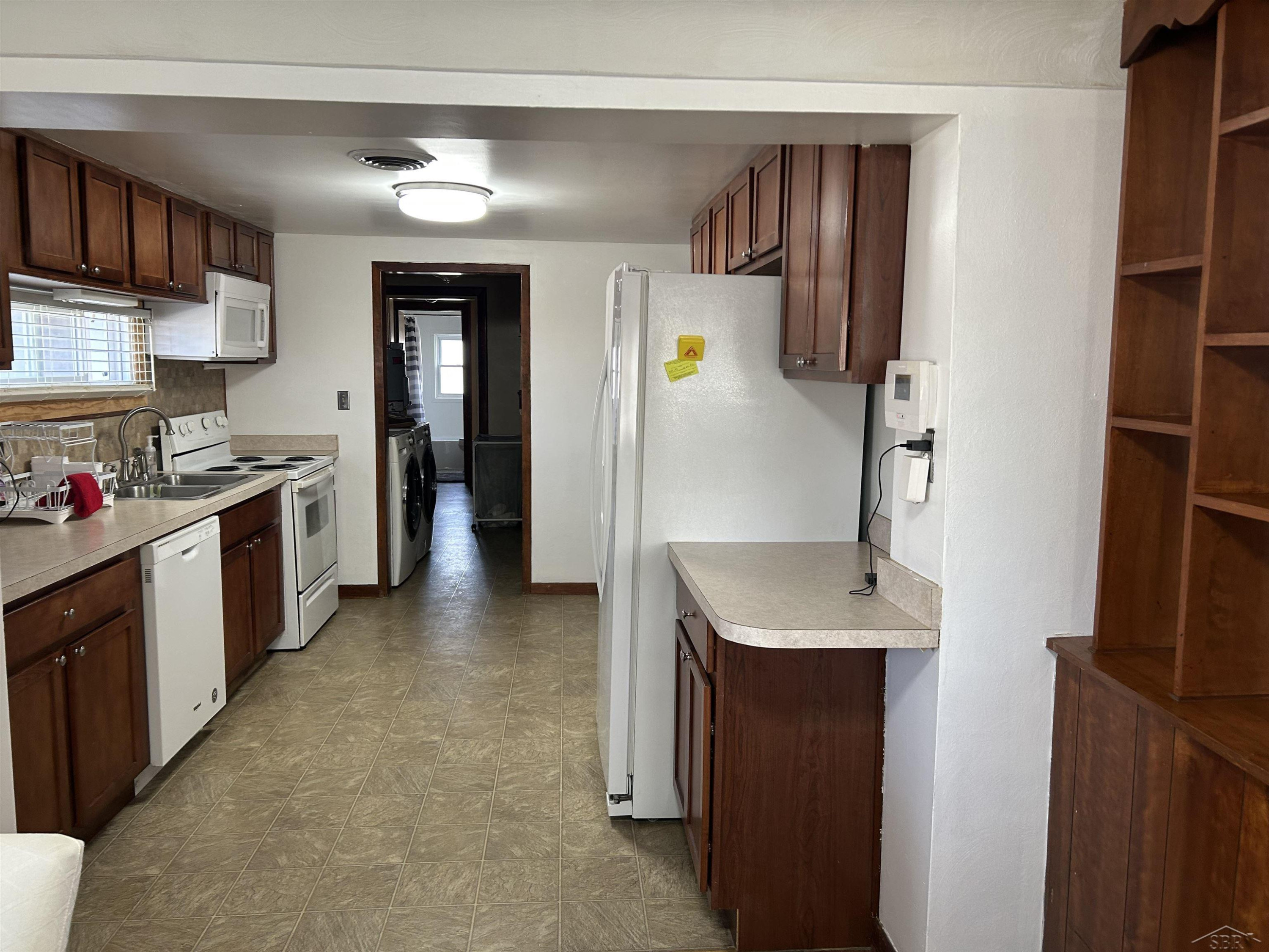 2510 S Outer Drive, Saginaw, MI 48601 — Photo 13