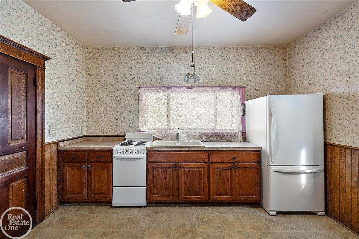 289 S Main Street, MI 48065 — Photo 22