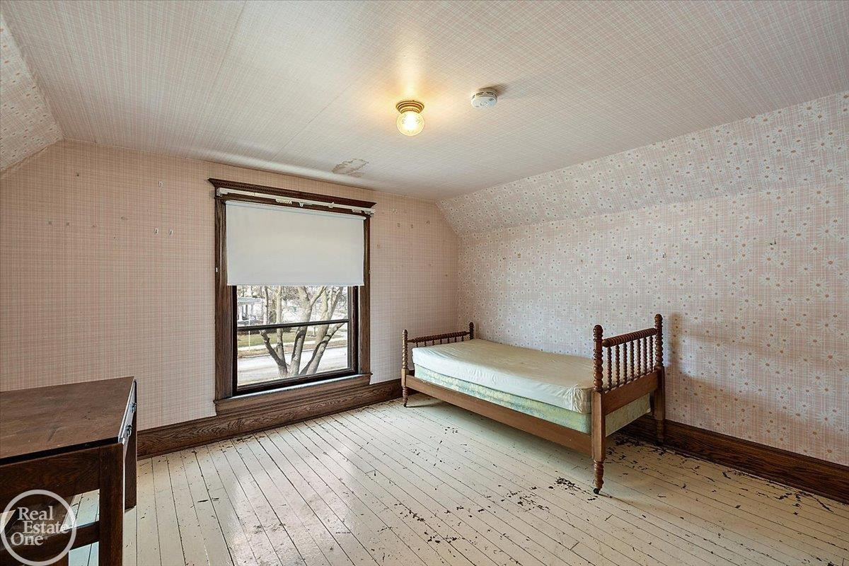 289 S Main Street, MI 48065 — Photo 33