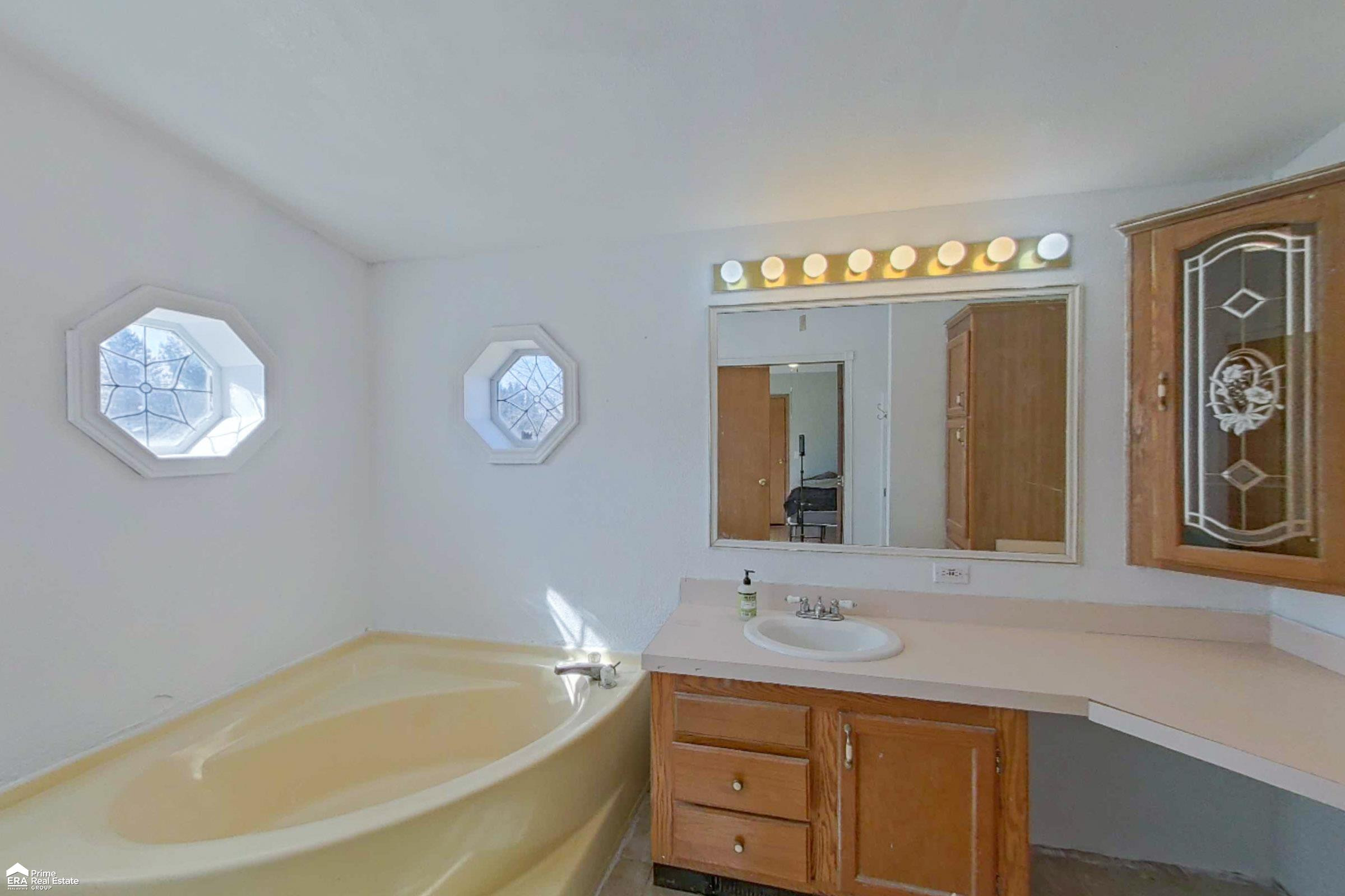 779 N Youngs Road, Attica, MI 48412 — Photo 21
