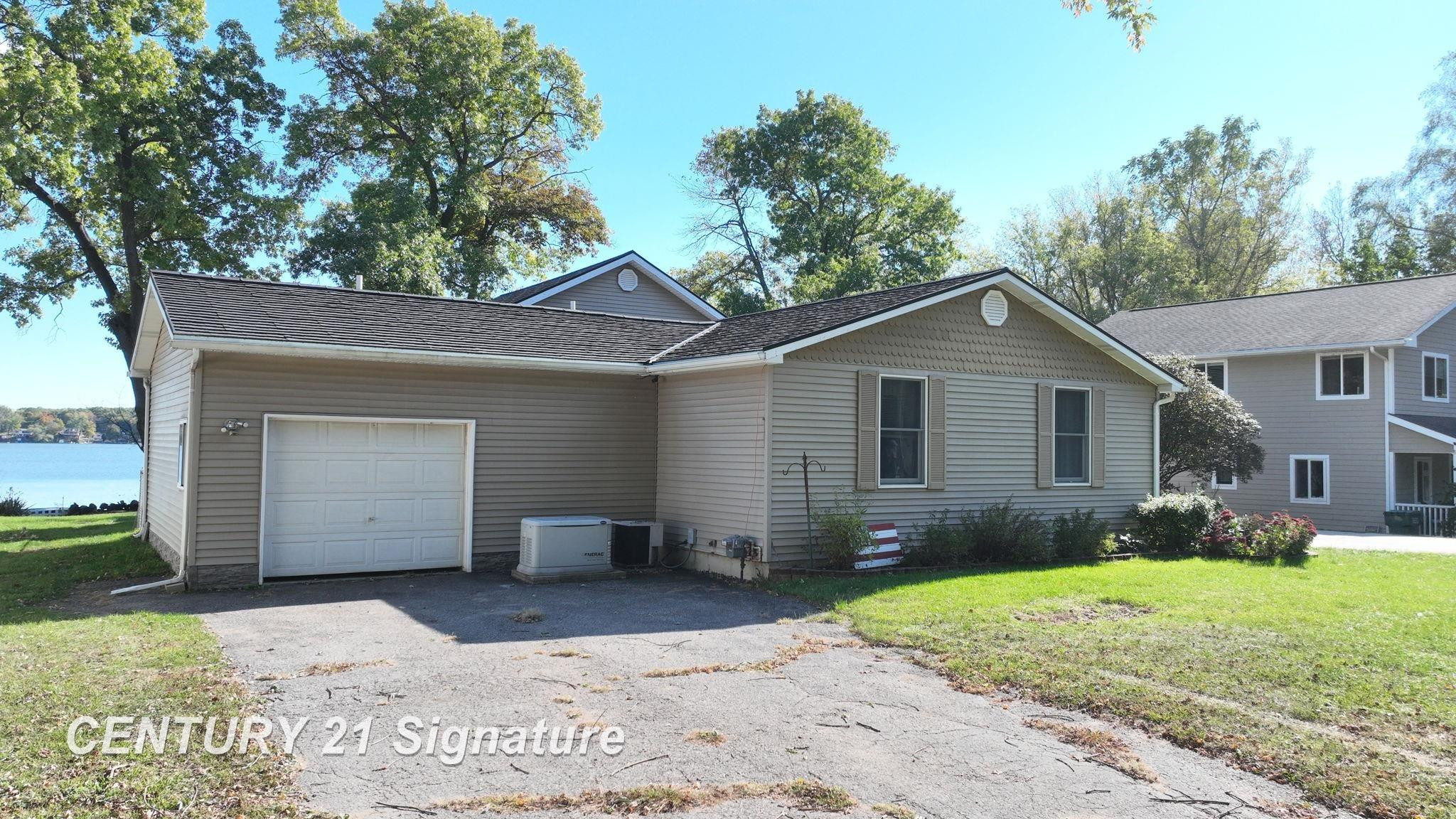 2176 Martha Hulbert Drive, Lapeer, MI 48446 — Photo 3