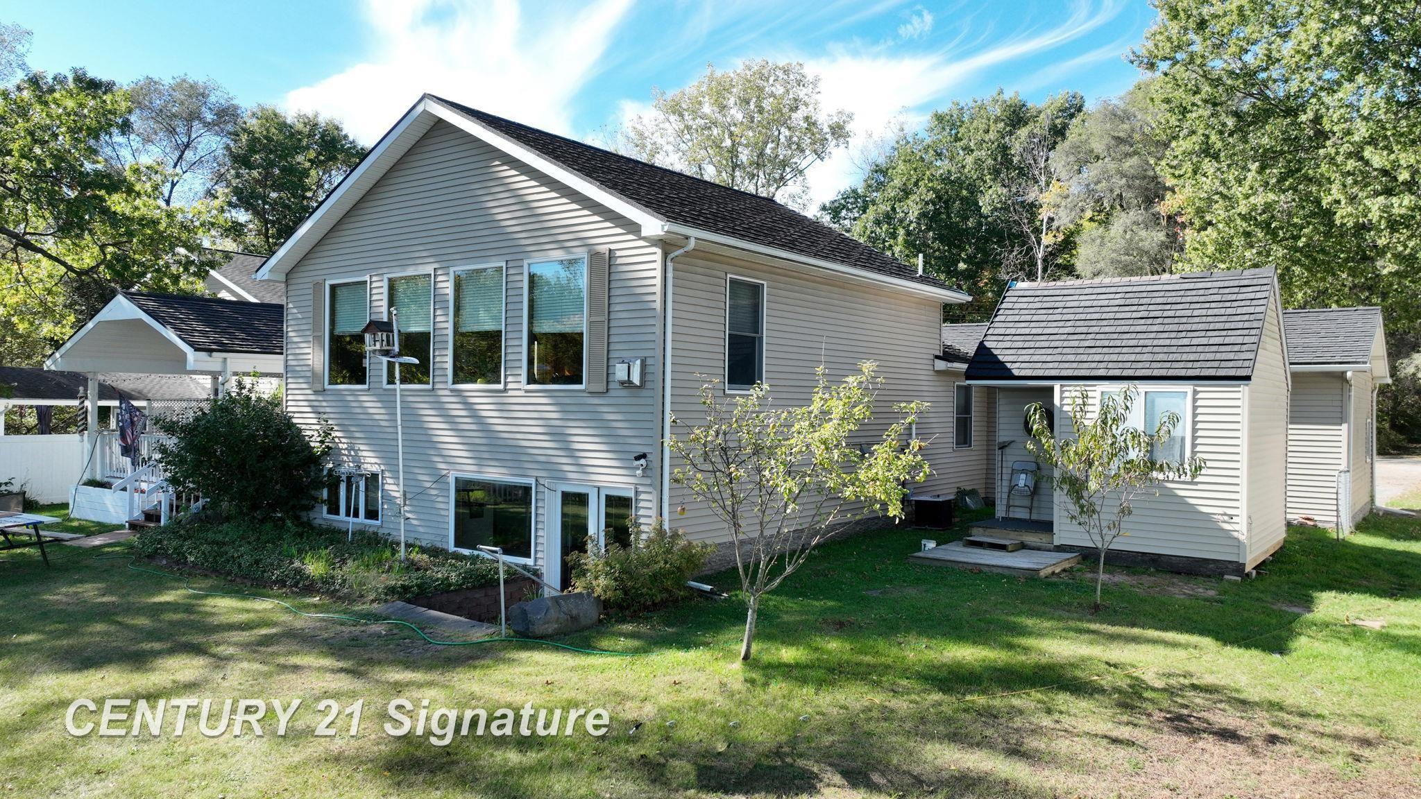 2176 Martha Hulbert Drive, Lapeer, MI 48446 — Photo 10