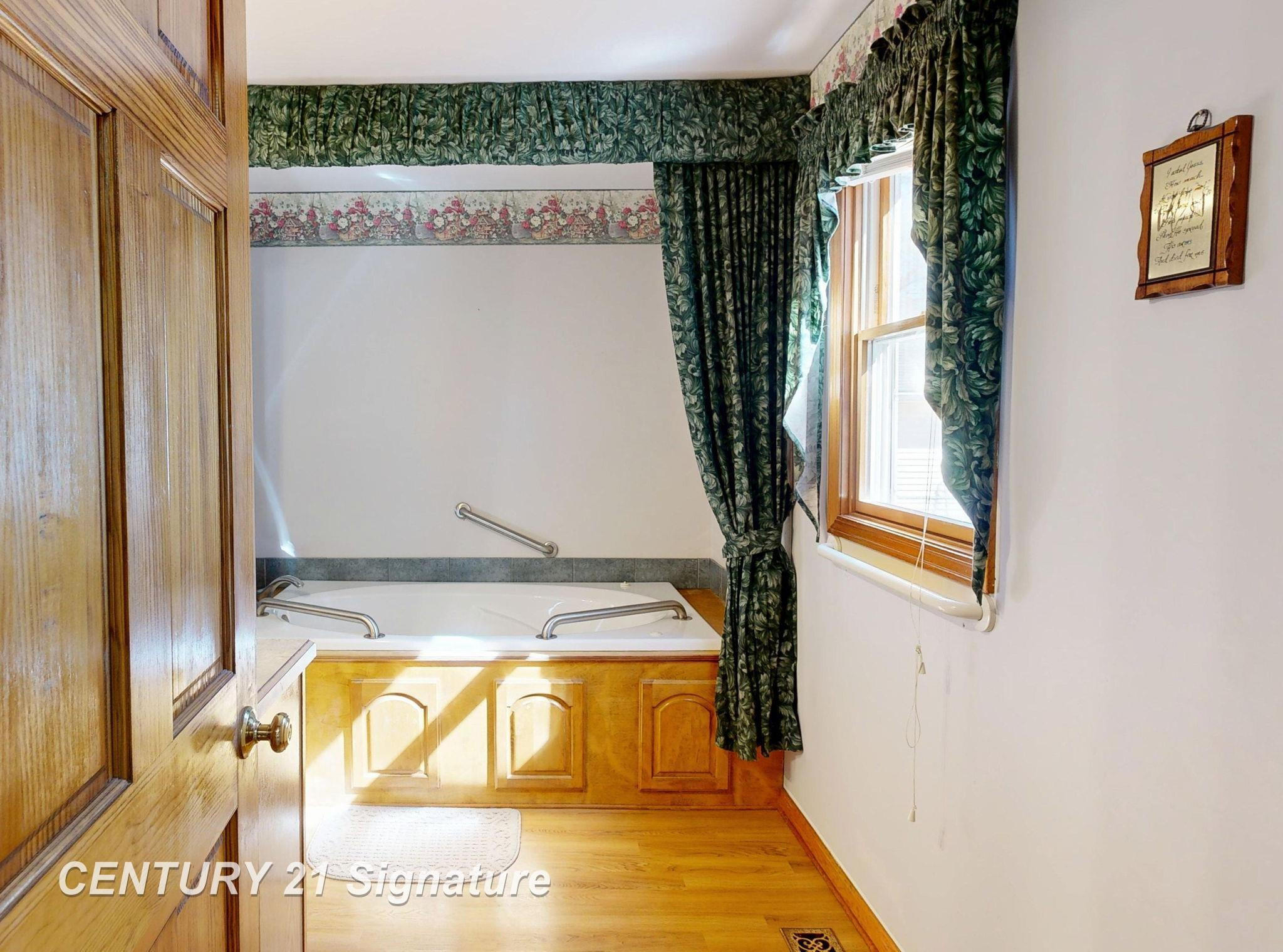 2176 Martha Hulbert Drive, Lapeer, MI 48446 — Photo 41