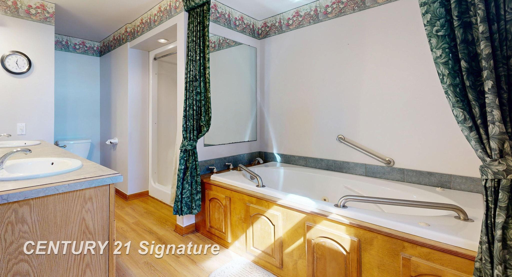 2176 Martha Hulbert Drive, Lapeer, MI 48446 — Photo 42